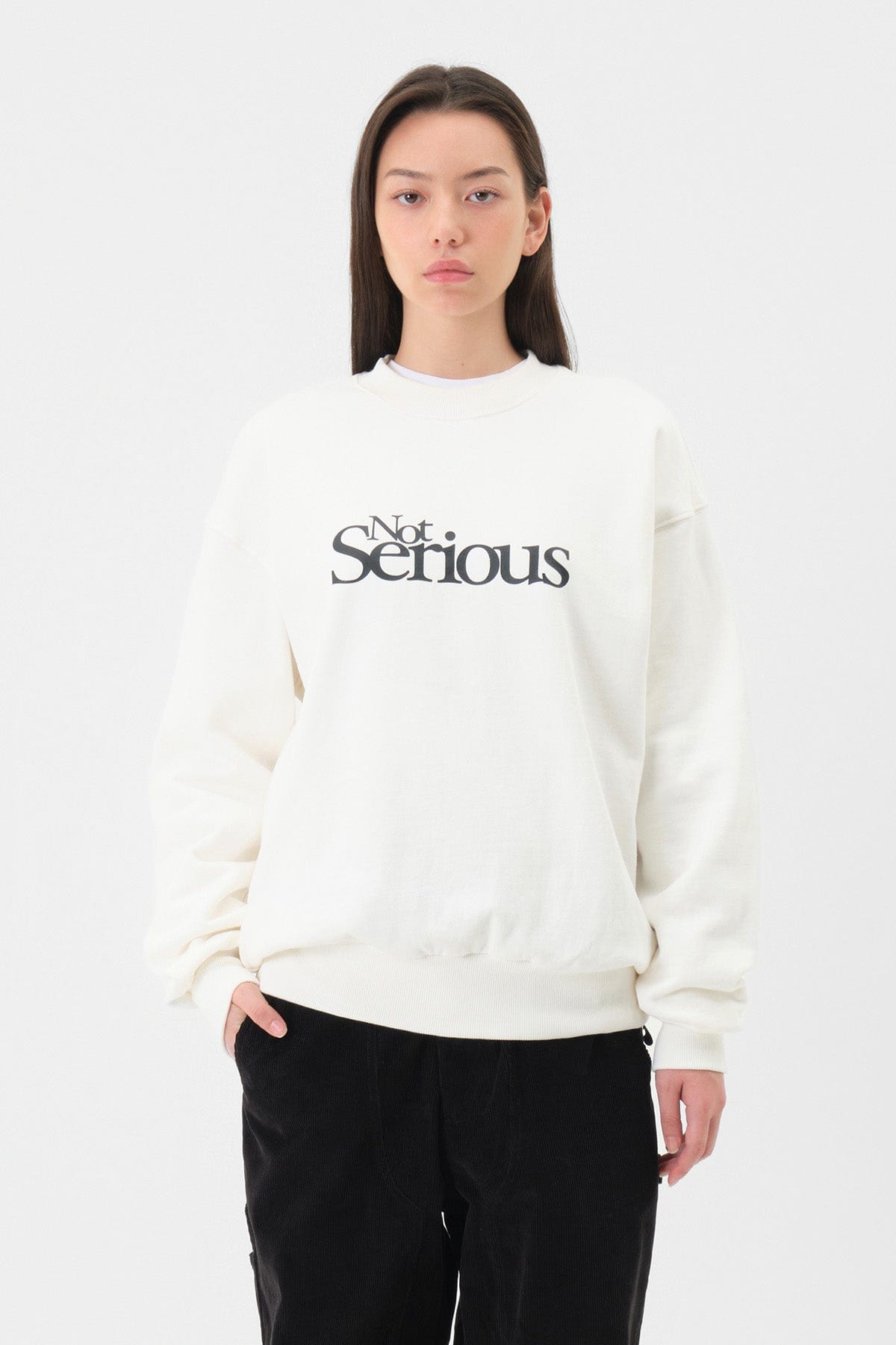[INVITED] NS SWEATSHIRT WHITE