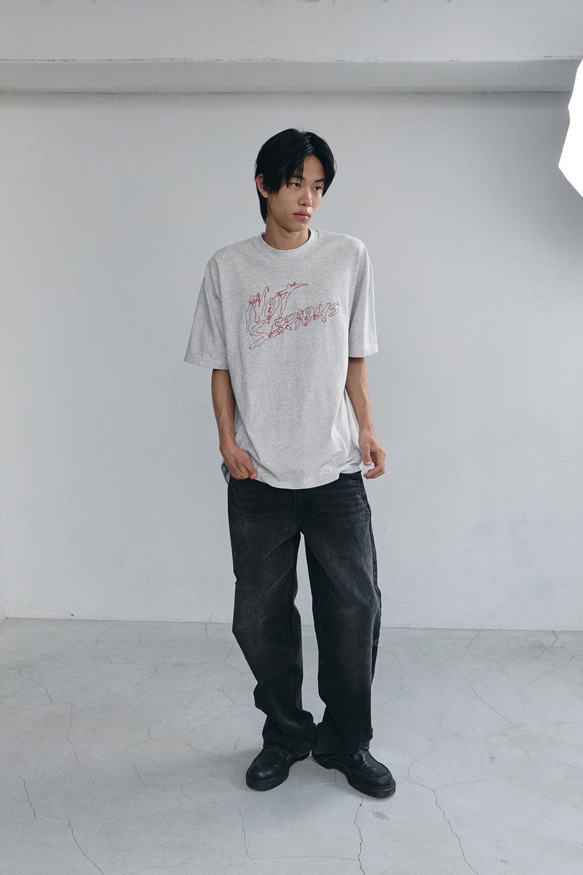 VERT NSS RUDE SSV GD 6.5OZ TEE ASH (Available on 26.05.07)