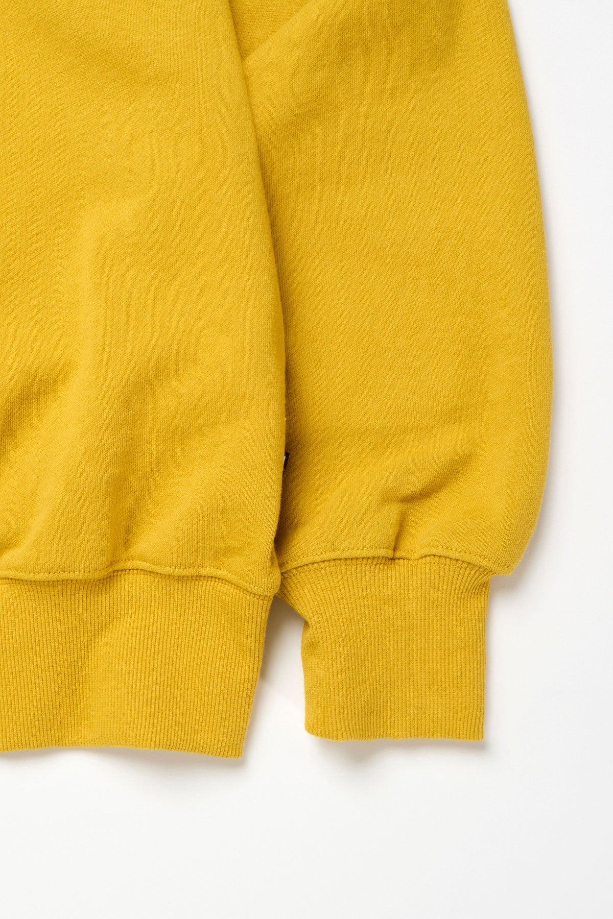 [INVITED] NSS SWEATSHIRT YELLOW