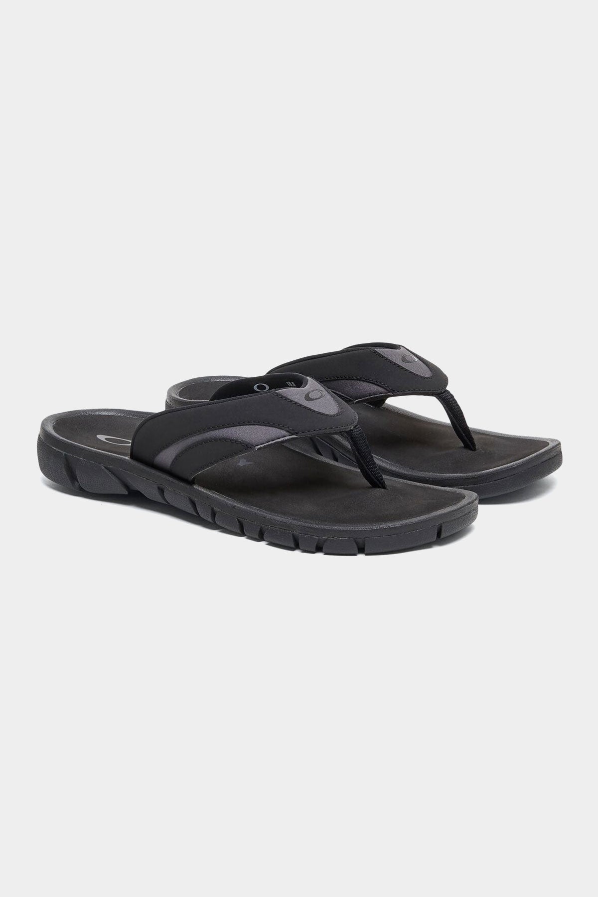 VERT [OAKLEY] O COIL SANDAL BLACKOUT