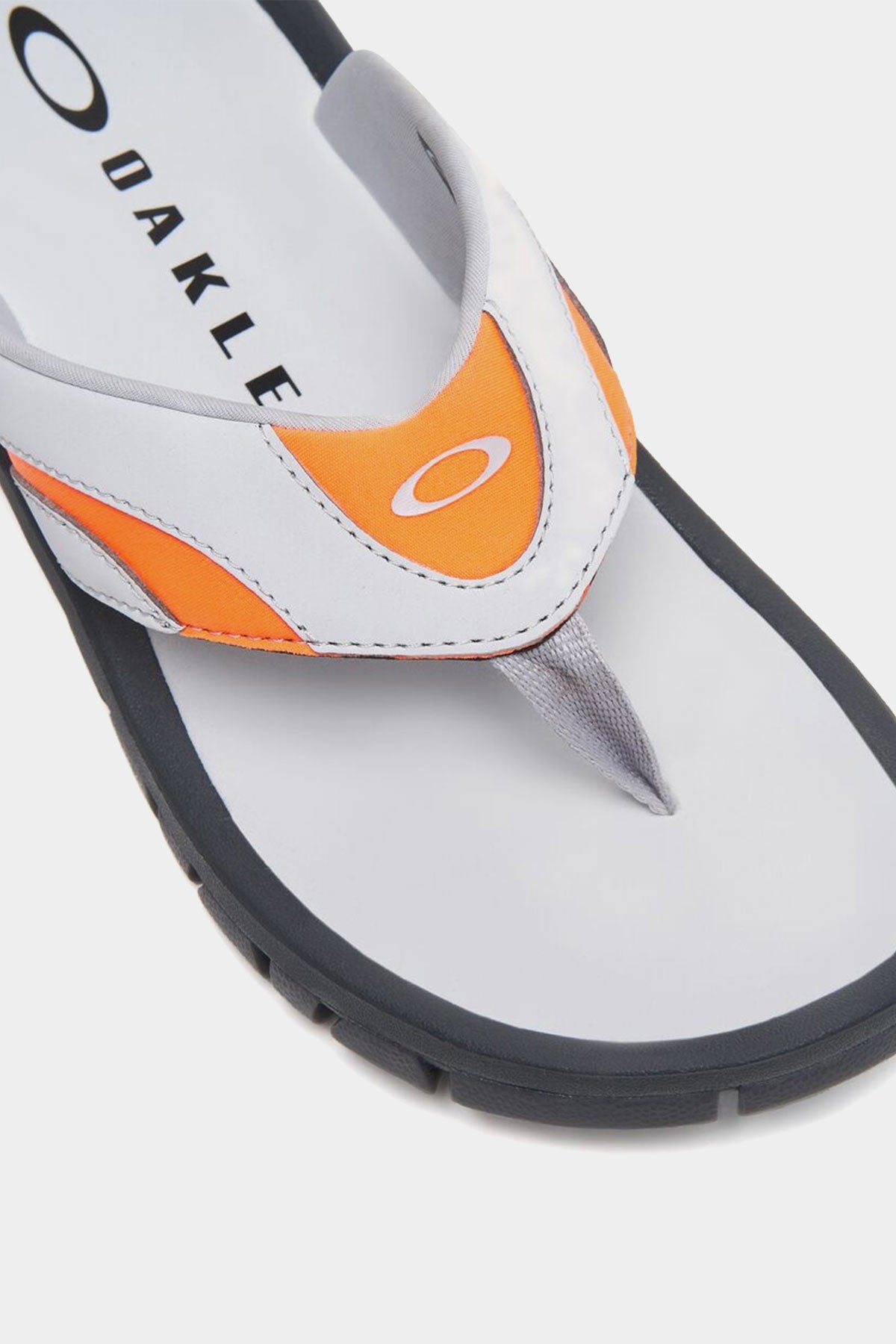 [INVITED] [OAKLEY] O COIL SANDAL GREY/ORANGE
