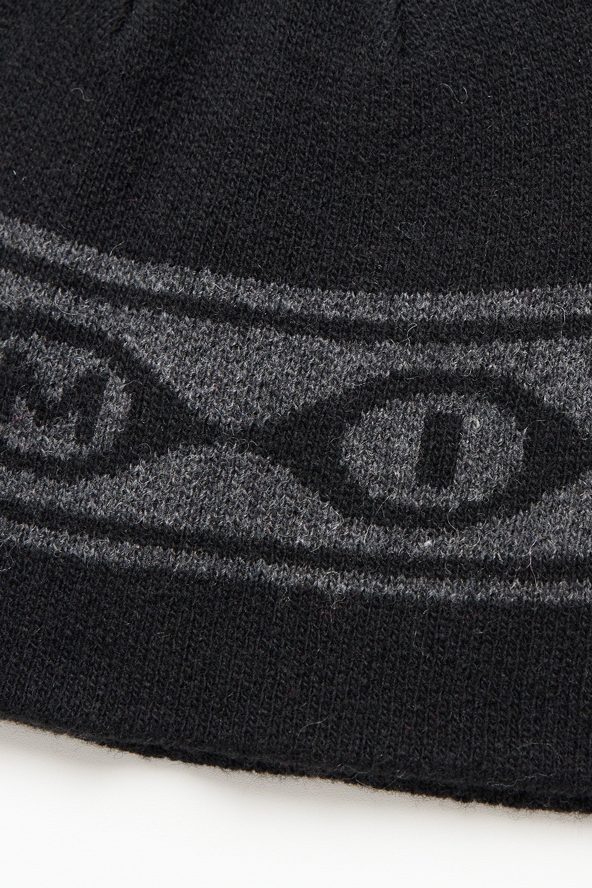 VERT ONE-SIZE BUBBLE LOGO BEANIE BLACK