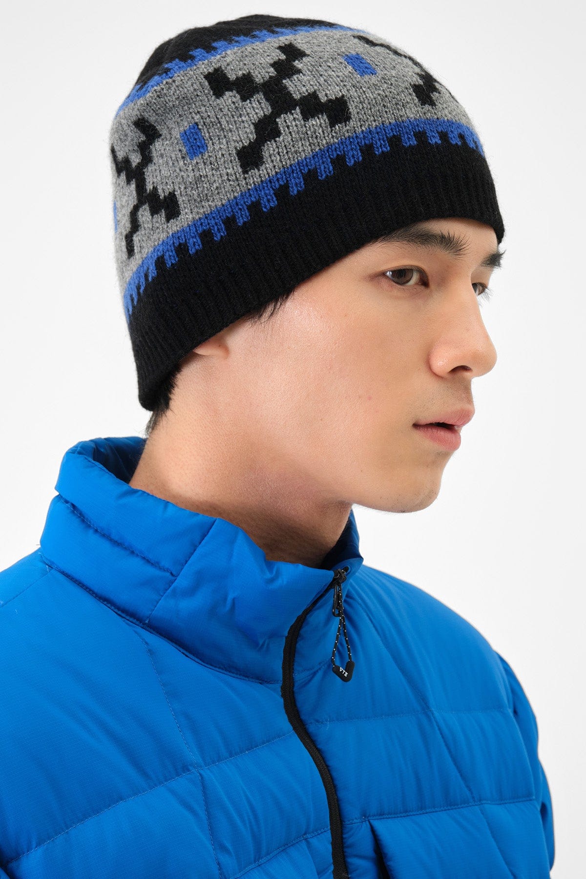 [INVITED] CROCHET BLOCK BEANIE BLACK