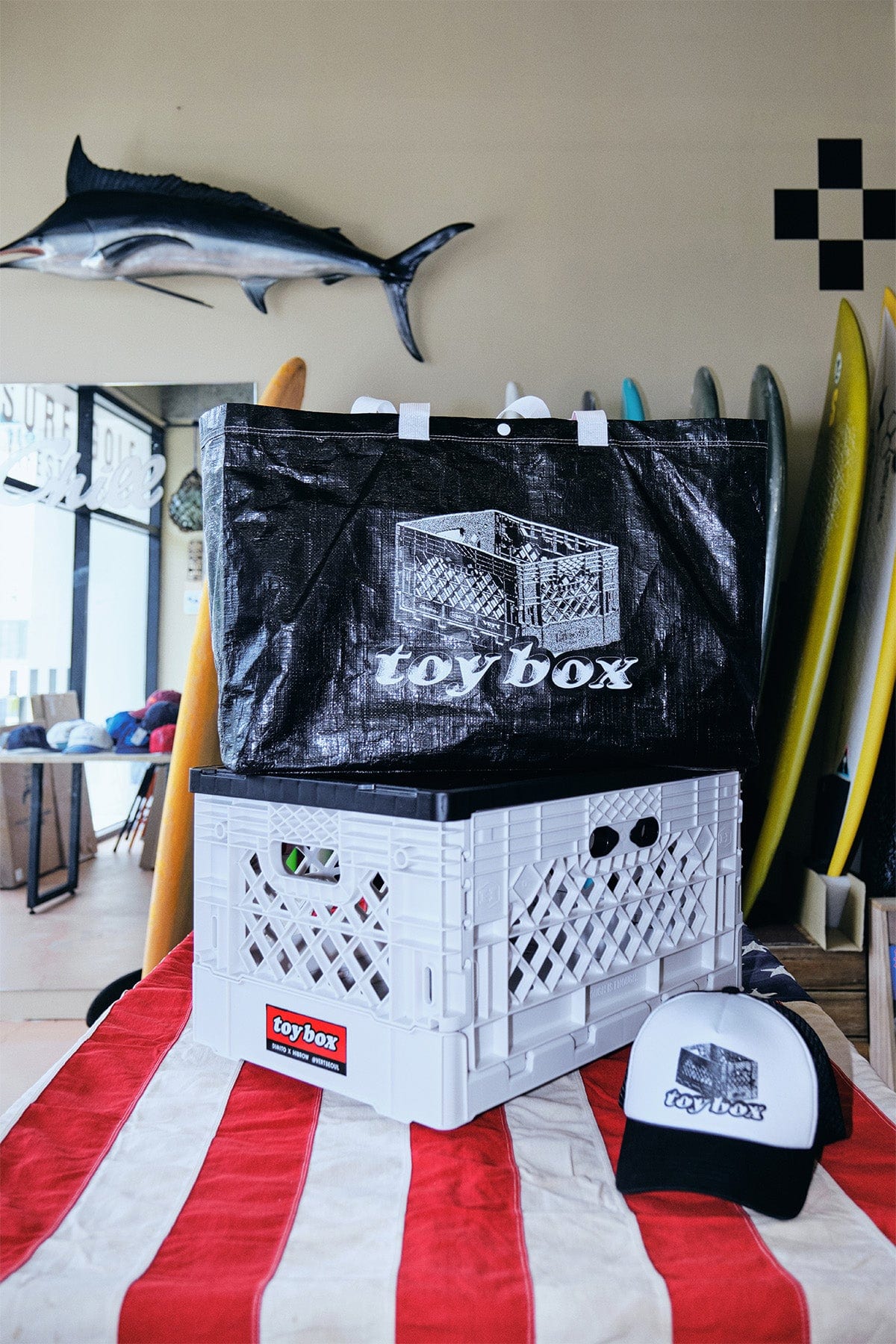 [INVITED] TOYBOX (DIMITO x HIBROW) SHOPPER BAG BLACK