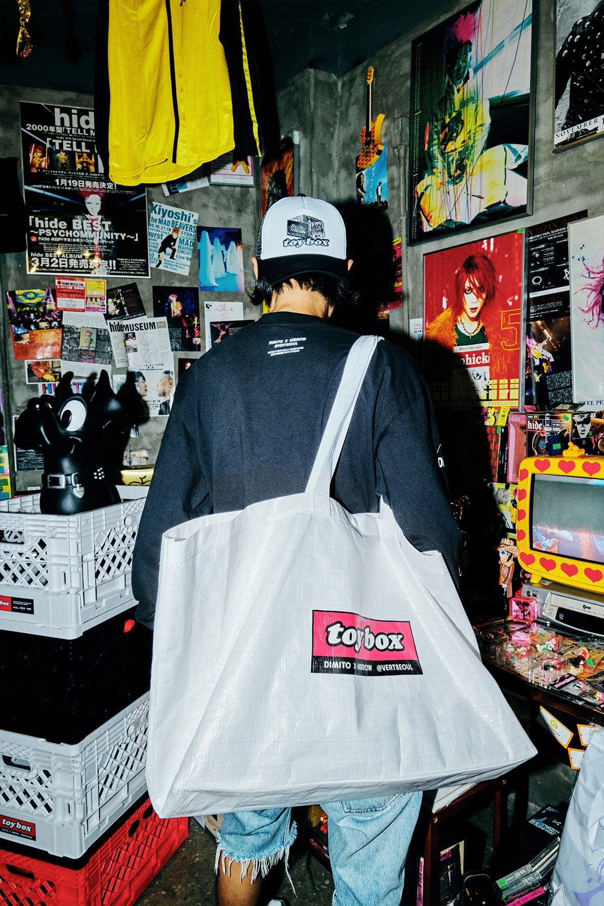 [INVITED] TOYBOX (DIMITO x HIBROW) SHOPPER BAG WHITE