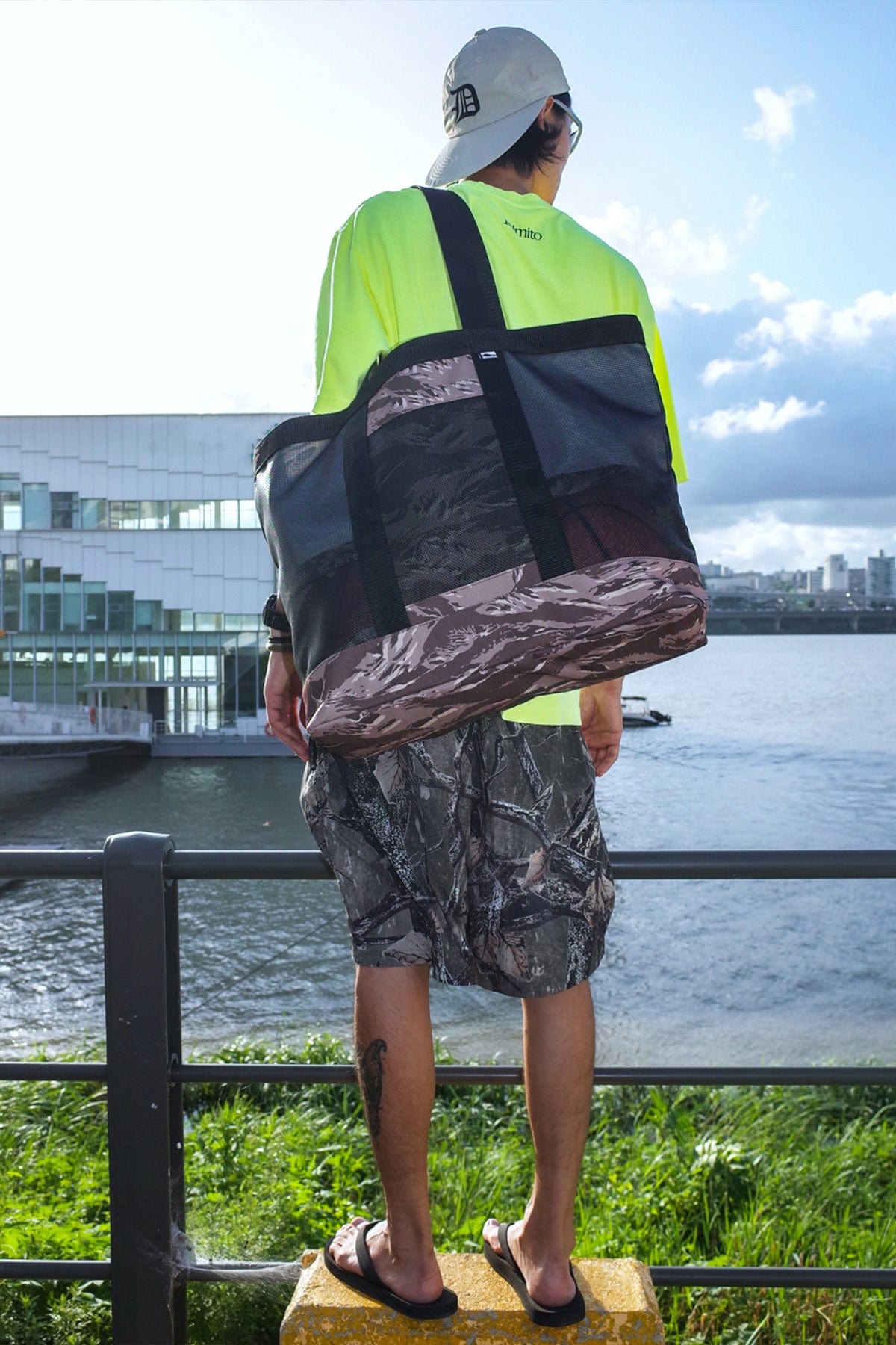 [INVITED] TRAVEL DRY BAG TIGER