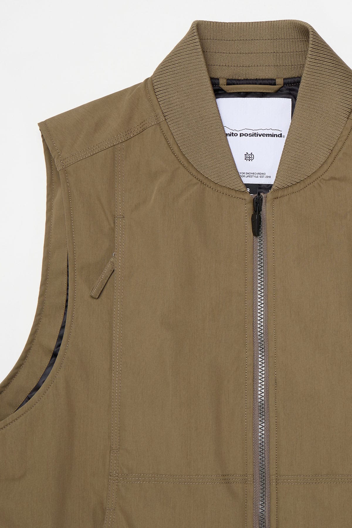 [INVITED] OVER VEST FADE BLACK