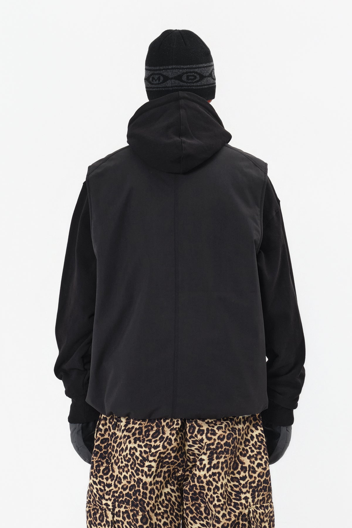 VERT OVER VEST FADE BLACK