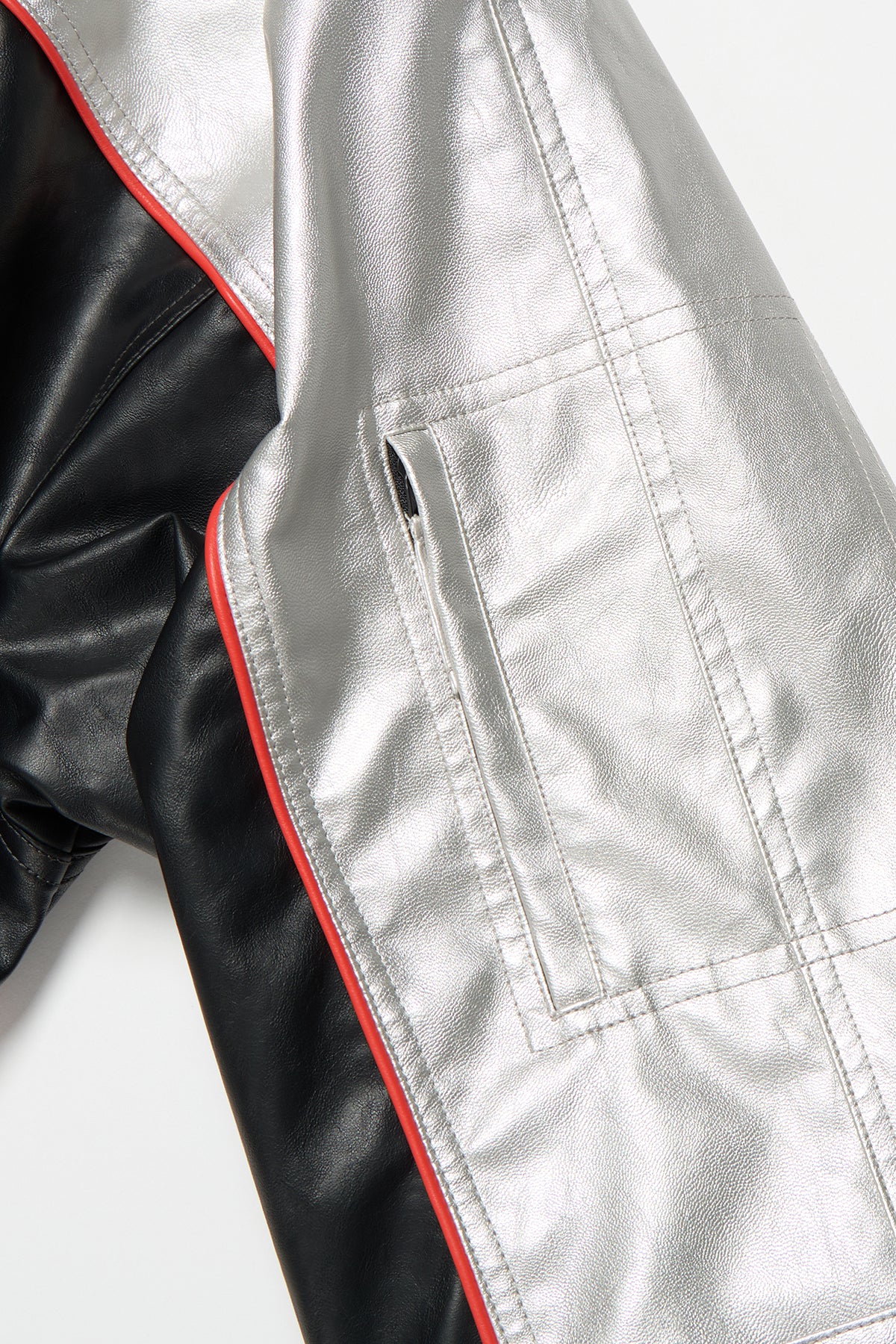 VERT [PLAYBOY x DIMITO] BLOCK FAUX LEATHER JACKET WHITE