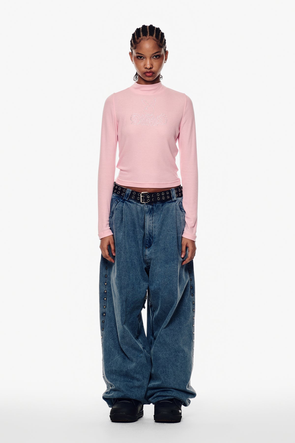 [INVITED] [PLAYBOY x DIMITO] BUNNY CHARMSTONE NECK TOP BABY PINK