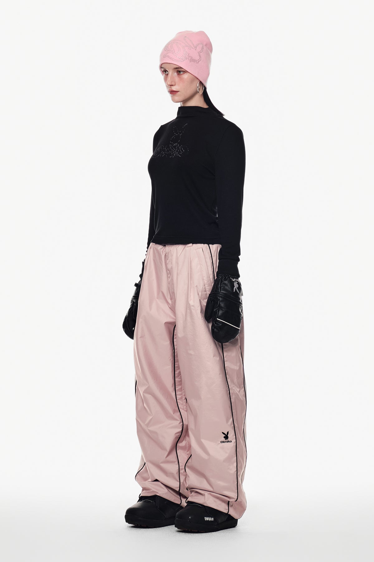 VERT [PLAYBOY x DIMITO] BUNNY CHARMSTONE NECK TOP BLACK