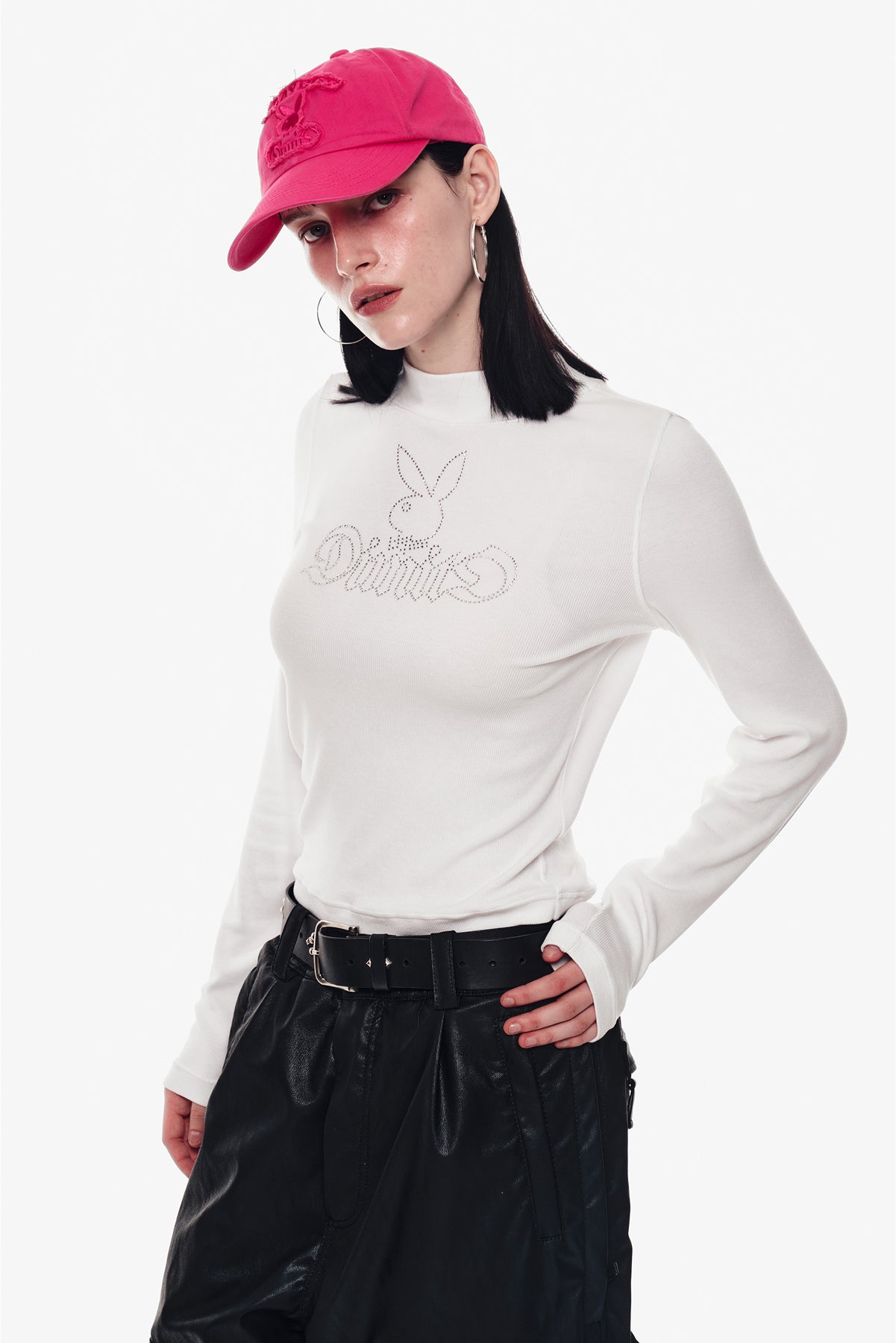 VERT [PLAYBOY x DIMITO] BUNNY CHARMSTONE NECK TOP WHITE