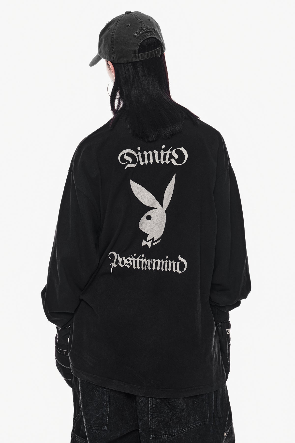 VERT [PLAYBOY x DIMITO] BUNNY GRAPHIC LSV GD 6.5OZ TEE BLACK