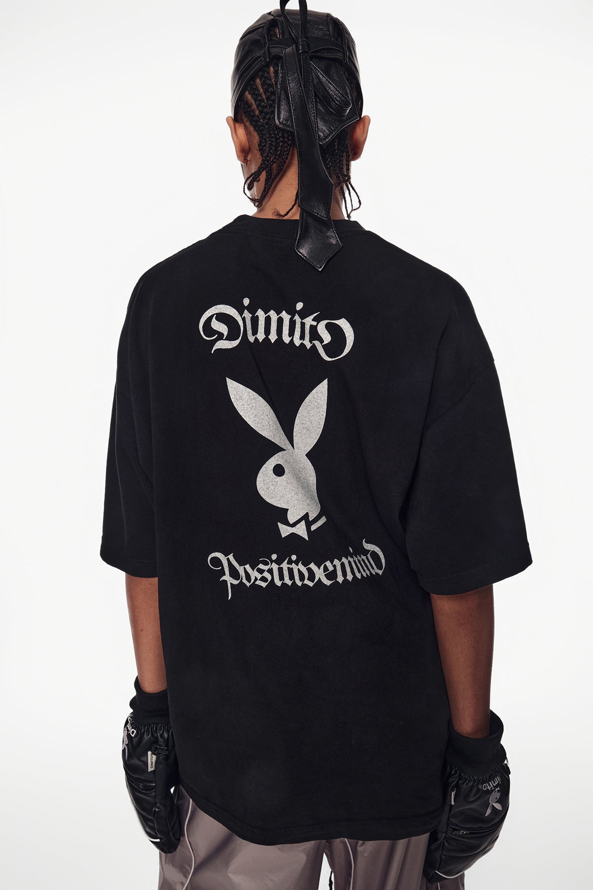 VERT [PLAYBOY x DIMITO] BUNNY GRAPHIC SSV GD 6.5OZ TEE BLACK