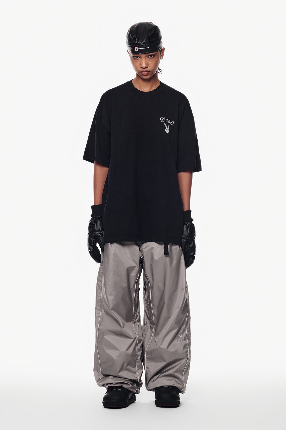 VERT [PLAYBOY x DIMITO] BUNNY GRAPHIC SSV GD 6.5OZ TEE BLACK