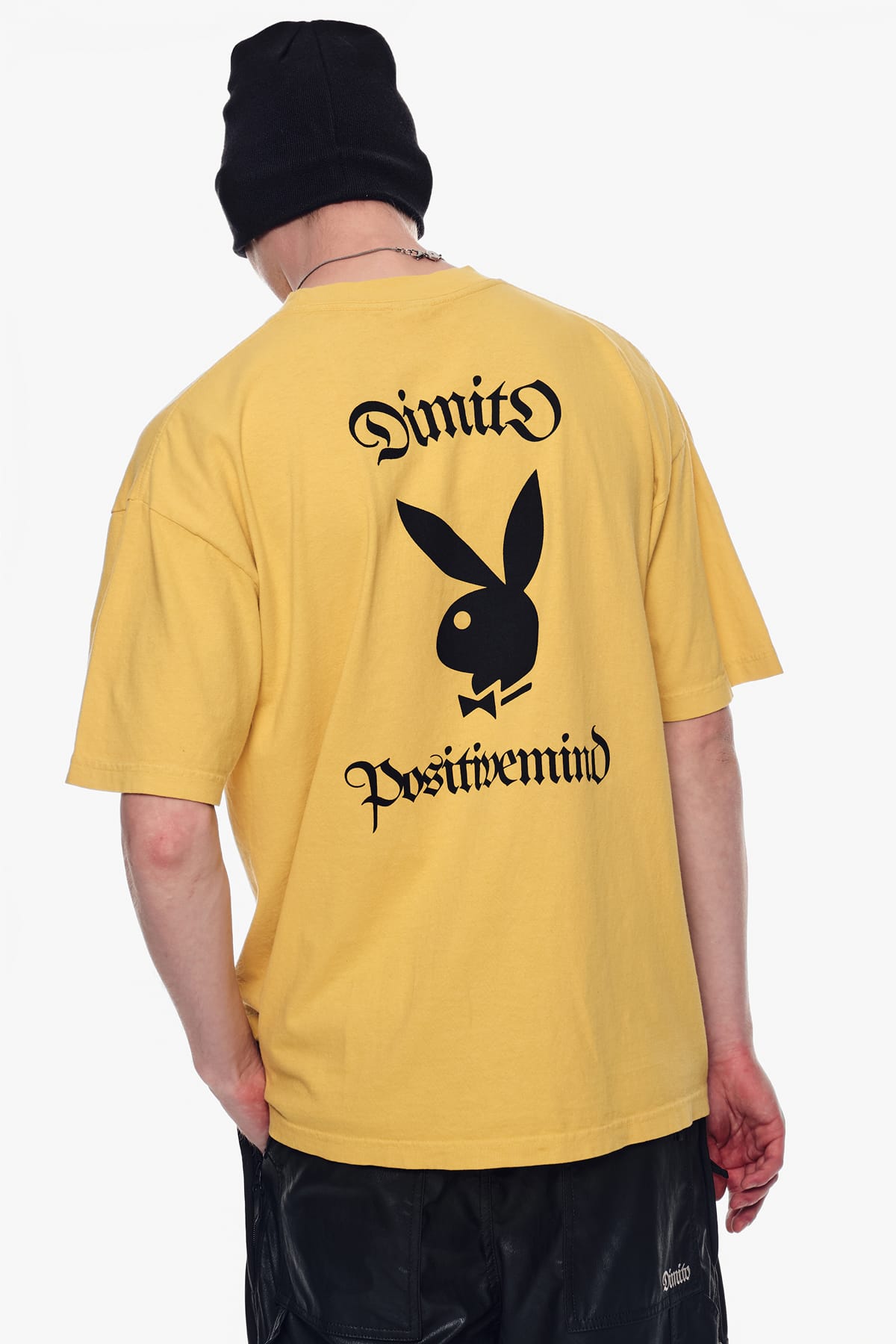 [INVITED] [PLAYBOY x DIMITO] BUNNY GRAPHIC SSV GD 6.5OZ TEE SPECTRA YELLOW