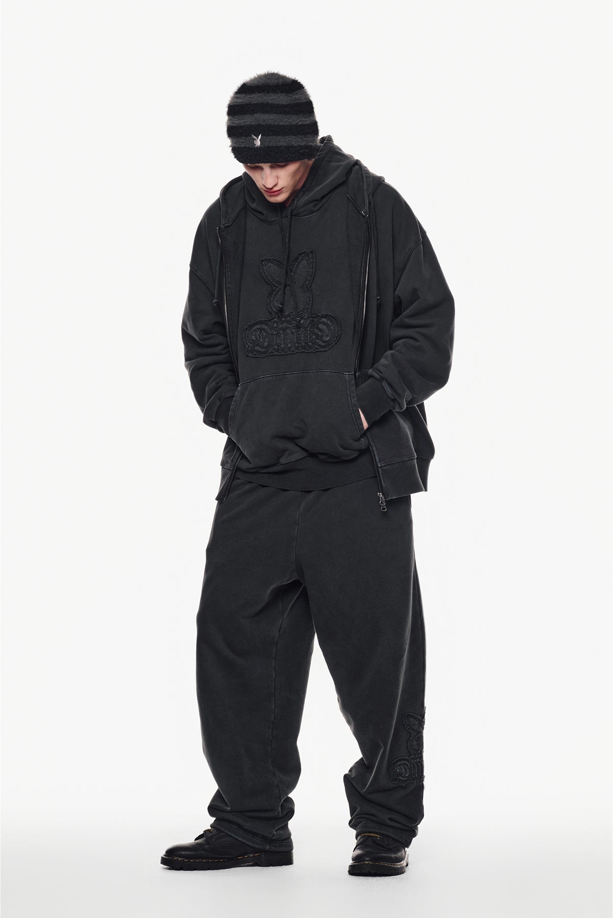 VERT [PLAYBOY x DIMITO] BUNNY HOODIE WASHED BLACK