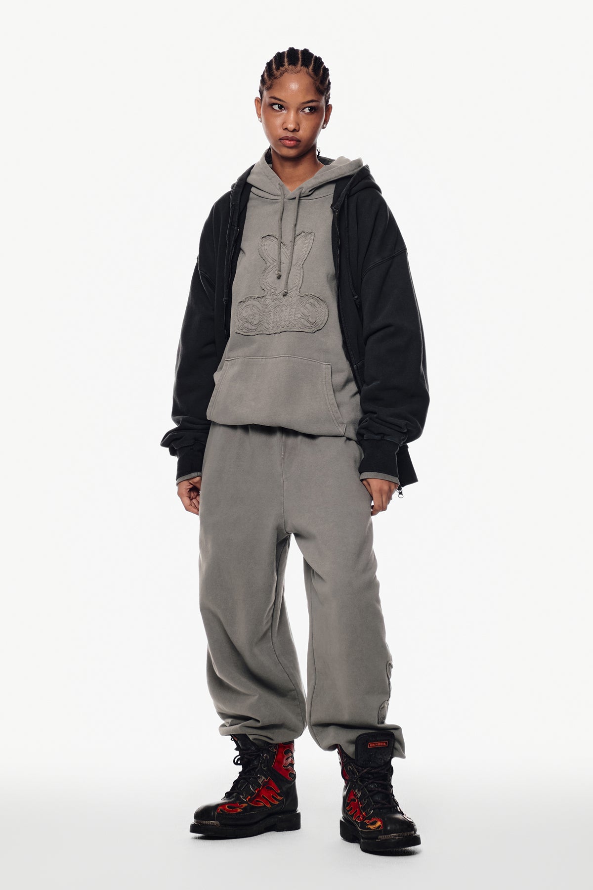 VERT [PLAYBOY x DIMITO] BUNNY SWEATPANTS WASHED GREY