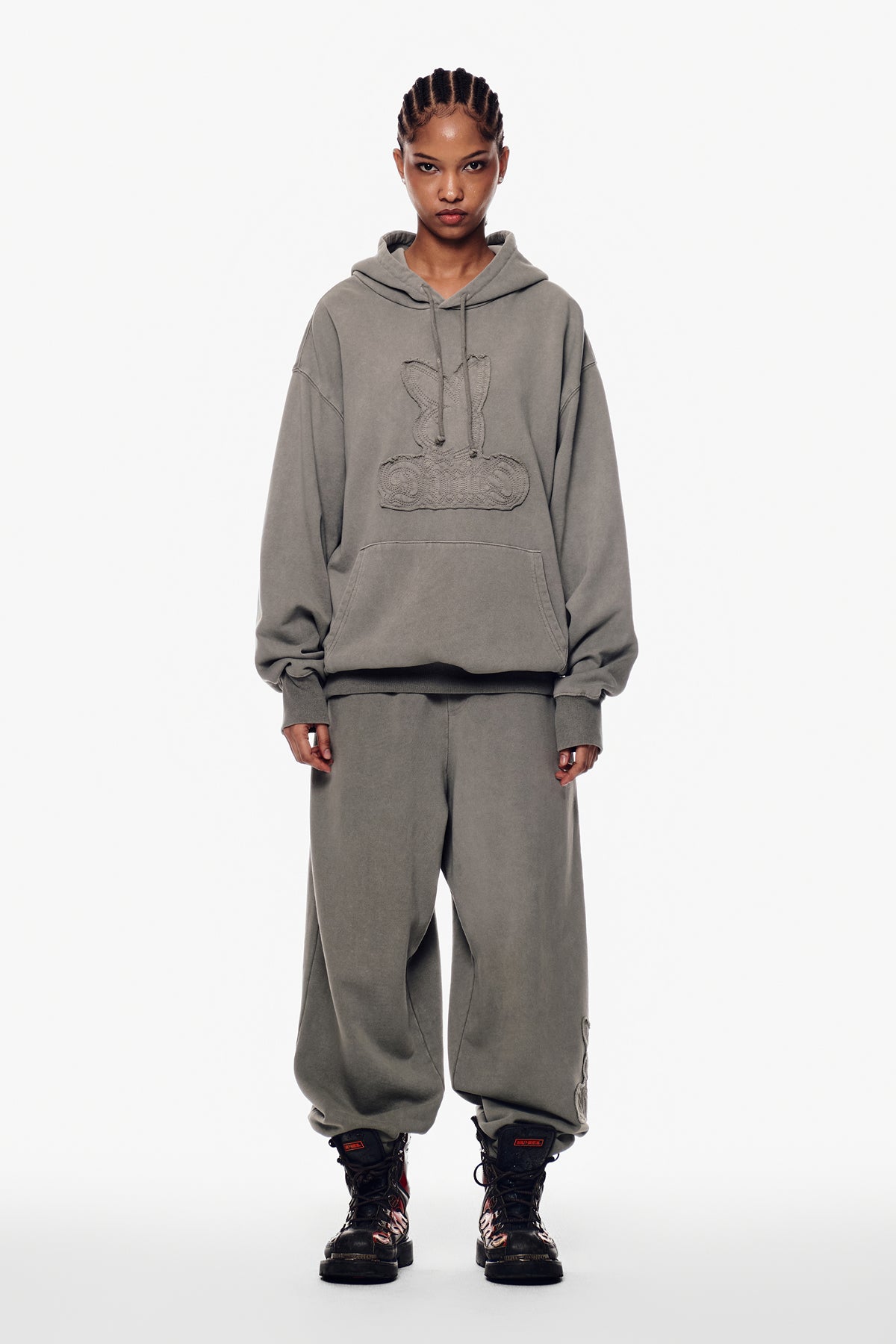 VERT [PLAYBOY x DIMITO] BUNNY SWEATPANTS WASHED GREY