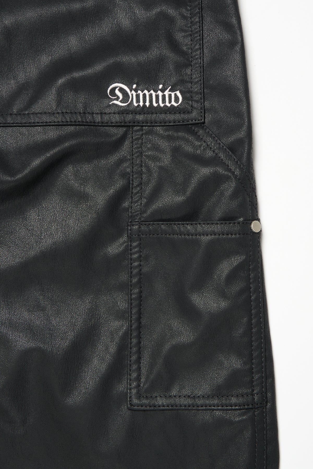 VERT [PLAYBOY x DIMITO] CARPENTER FAUX LEATHER PANTS (WIDE FIT LV.2) BLACK