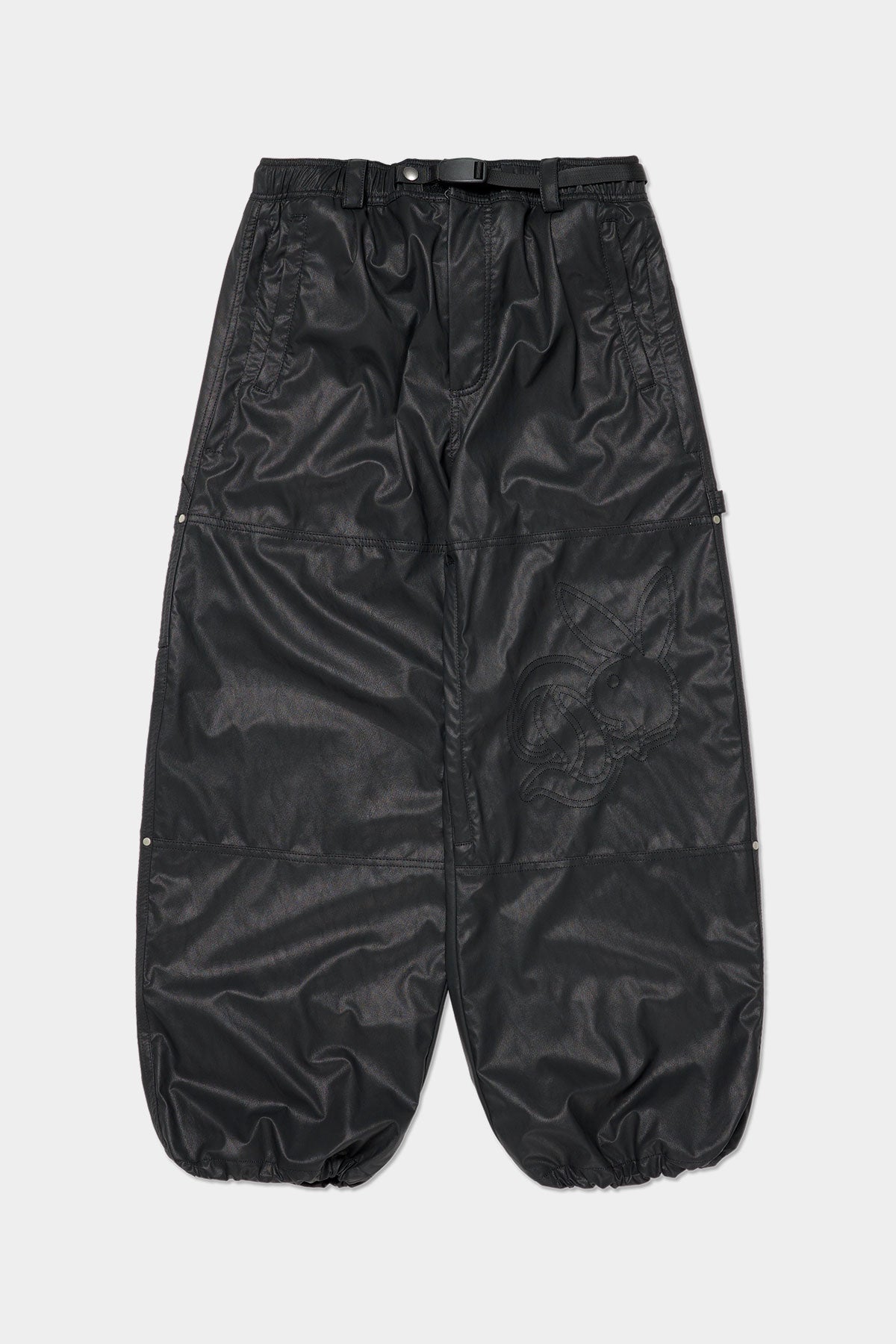 VERT [PLAYBOY x DIMITO] CARPENTER FAUX LEATHER PANTS (WIDE FIT LV.2) BLACK