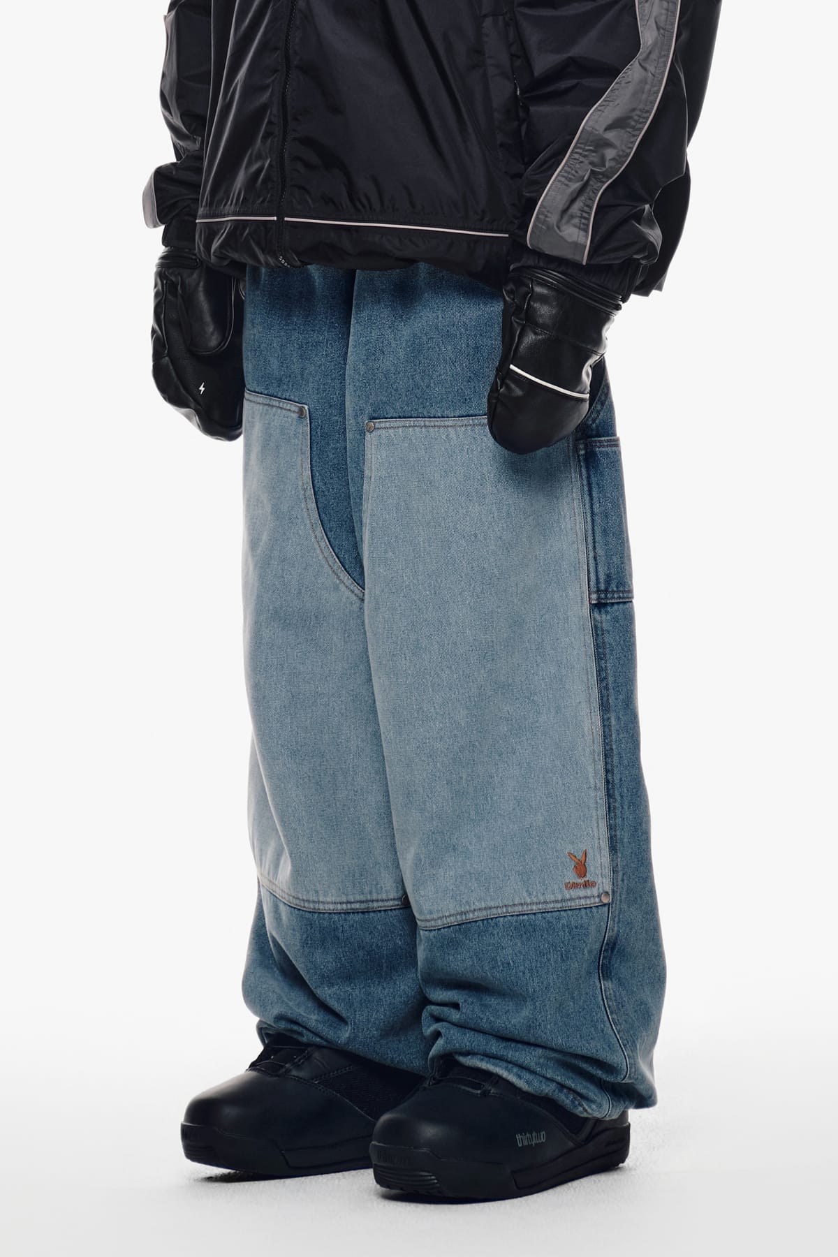 [INVITED] [PLAYBOY x DIMITO] DOUBLE KNEE DENIM PANTS (WIDE FIT LV.2) WASHED BLUE