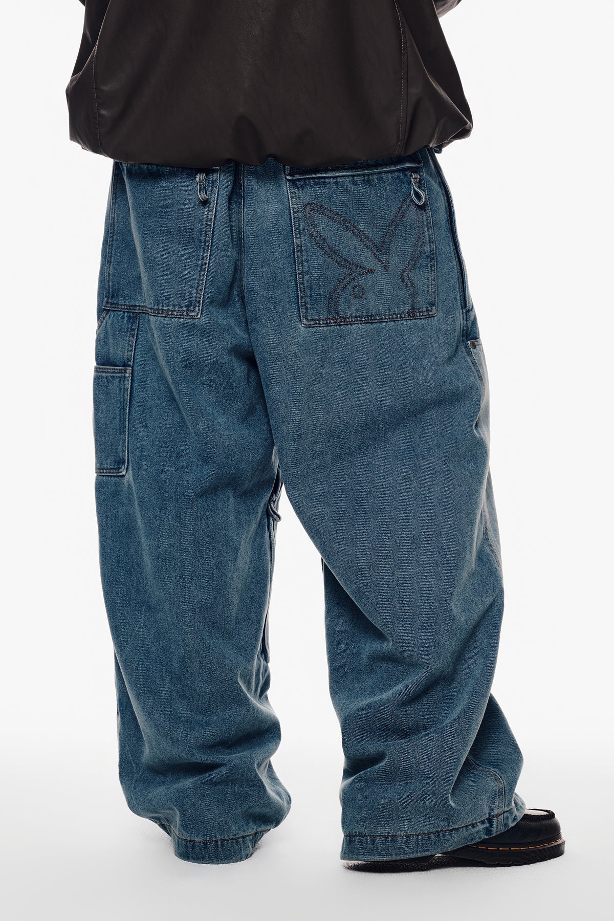 [INVITED] [PLAYBOY x DIMITO] DOUBLE KNEE DENIM PANTS (WIDE FIT LV.2) WASHED BLUE