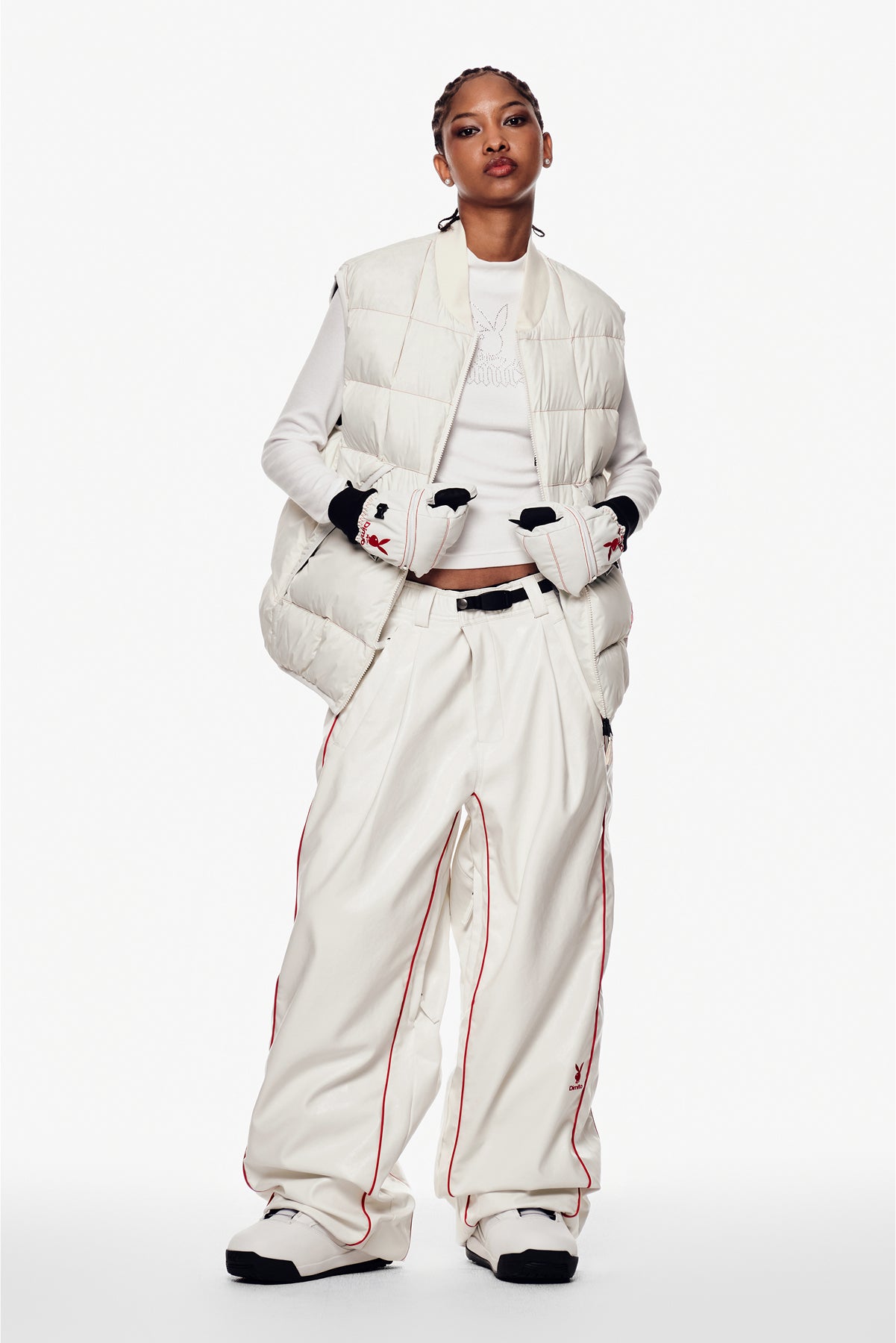 VERT [PLAYBOY x DIMITO] PIPING BANDED FAUX LEATHER PANTS (WIDE FIT LV.2) WHITE