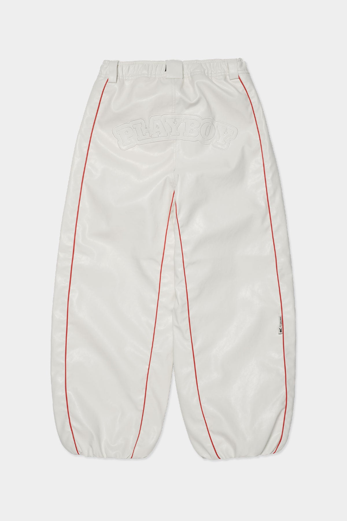 VERT [PLAYBOY x DIMITO] PIPING BANDED FAUX LEATHER PANTS (WIDE FIT LV.2) WHITE