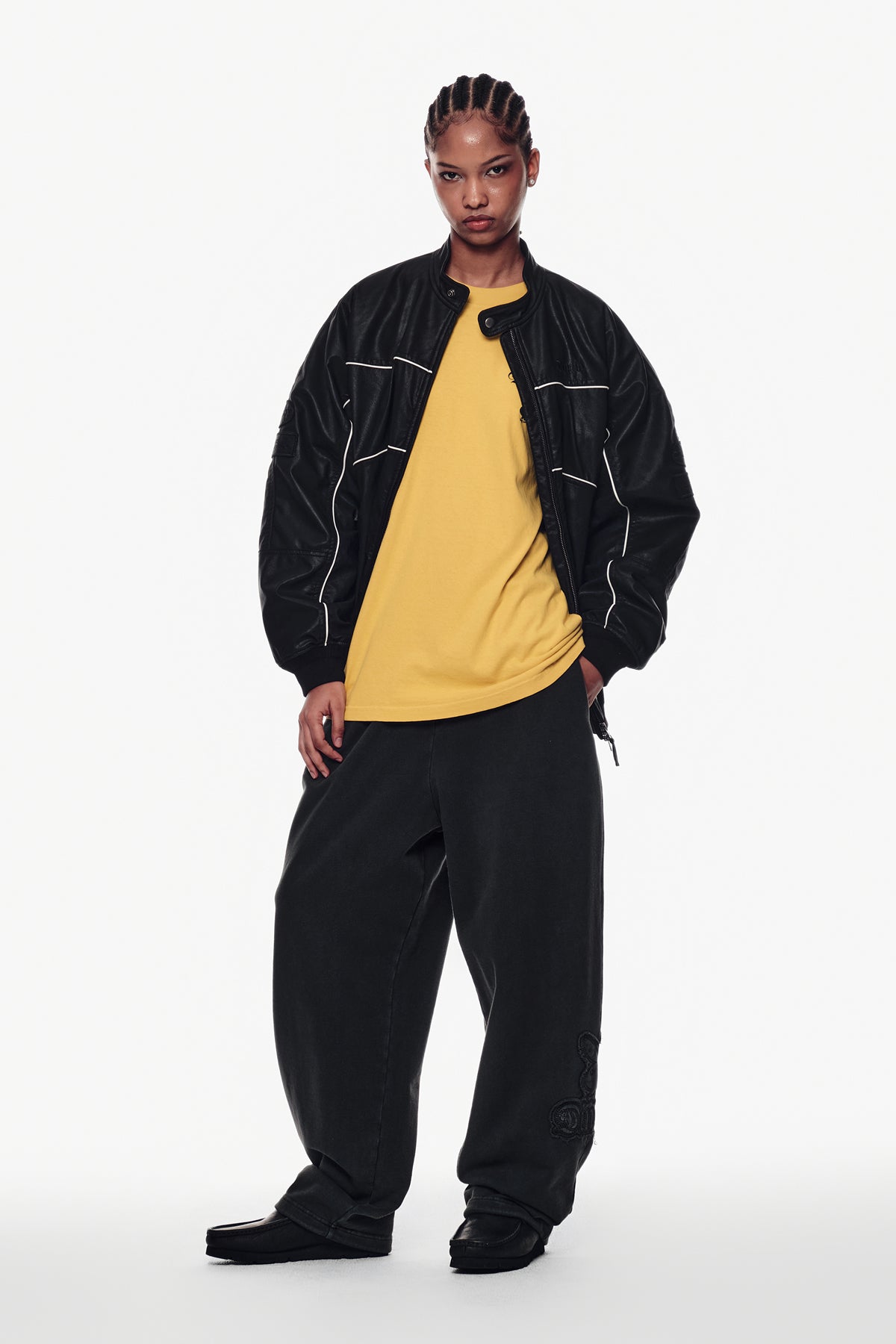 VERT [PLAYBOY x DIMITO] PIPING FAUX LEATHER JACKET BLACK