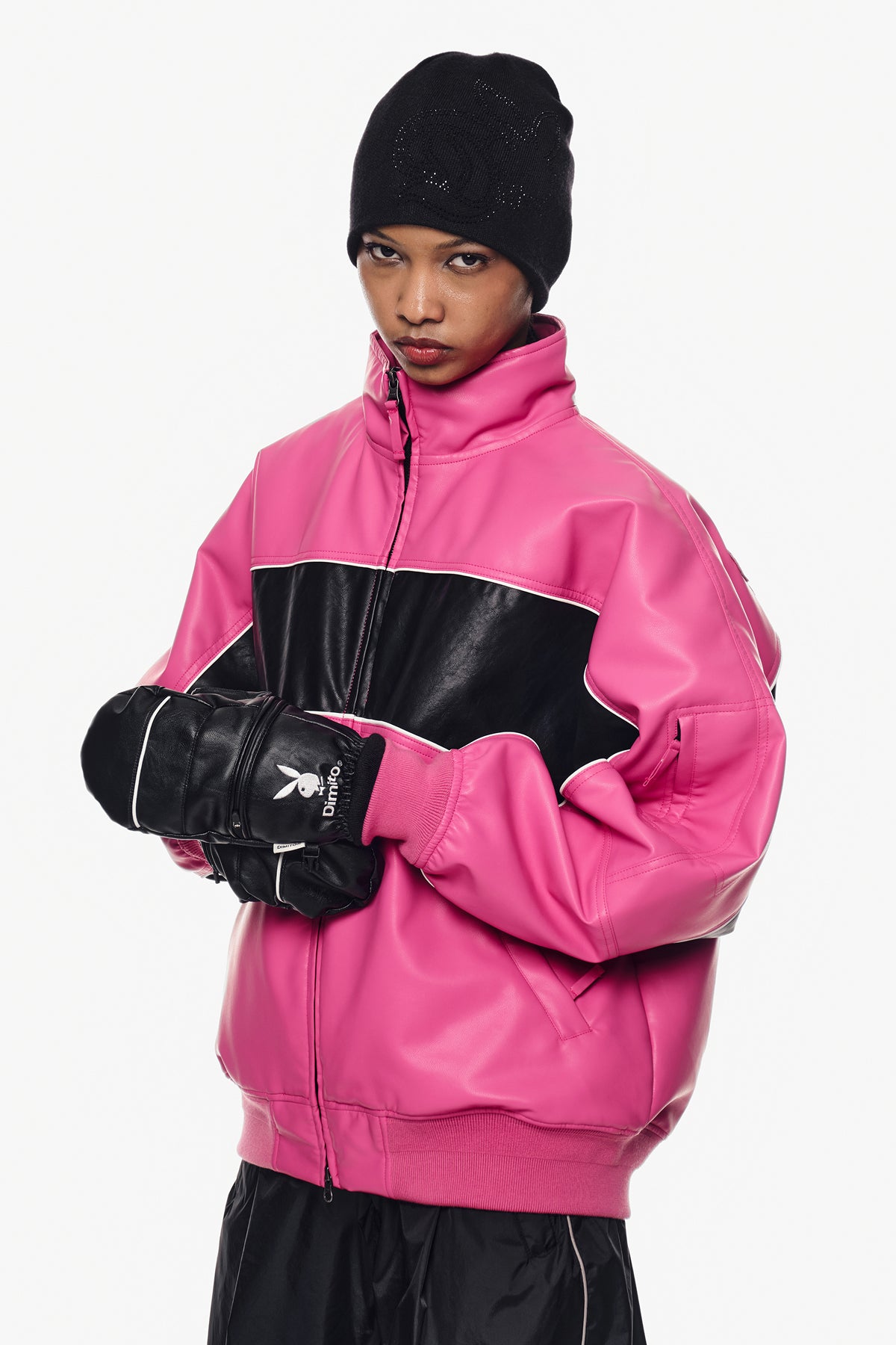 VERT [PLAYBOY x DIMITO] PIPING FAUX LEATHER MITTEN BLACK