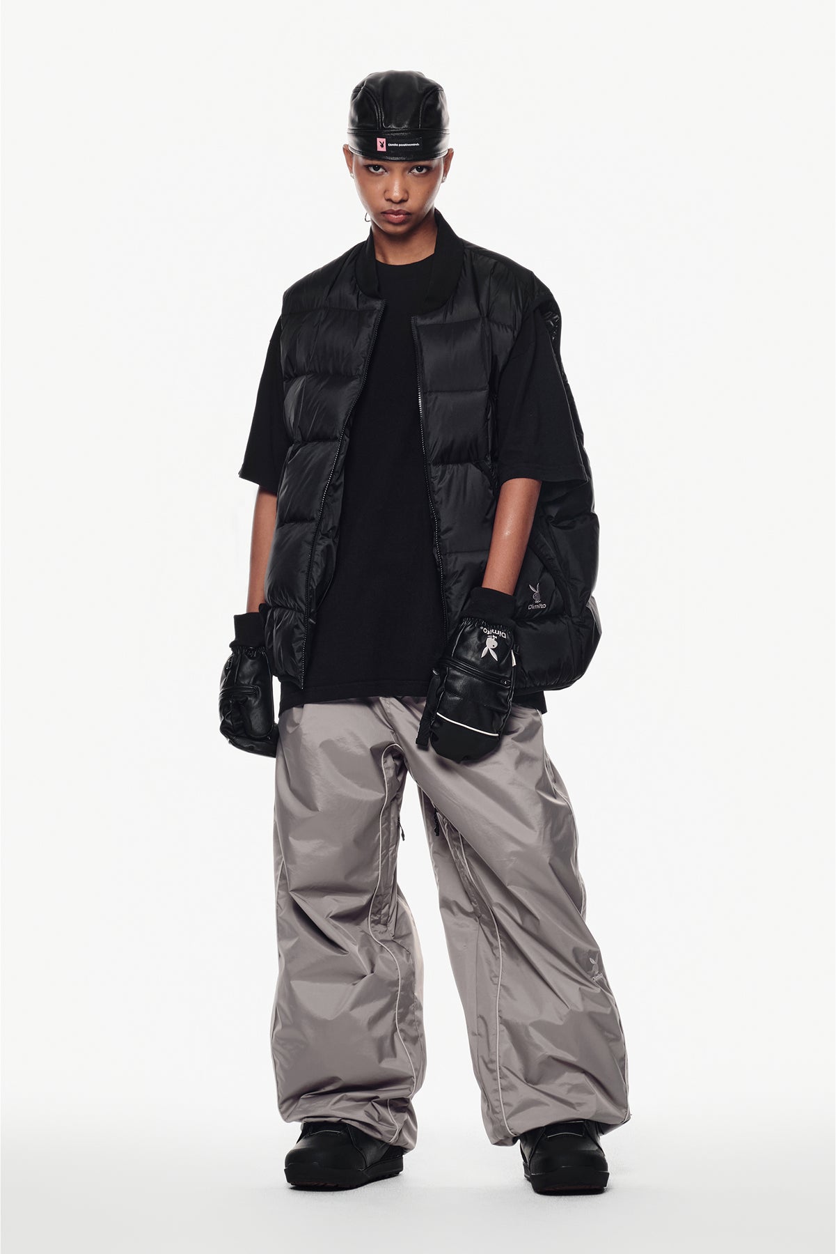 [INVITED] [PLAYBOY x DIMITO] STITCHED DOWN VEST BLACK