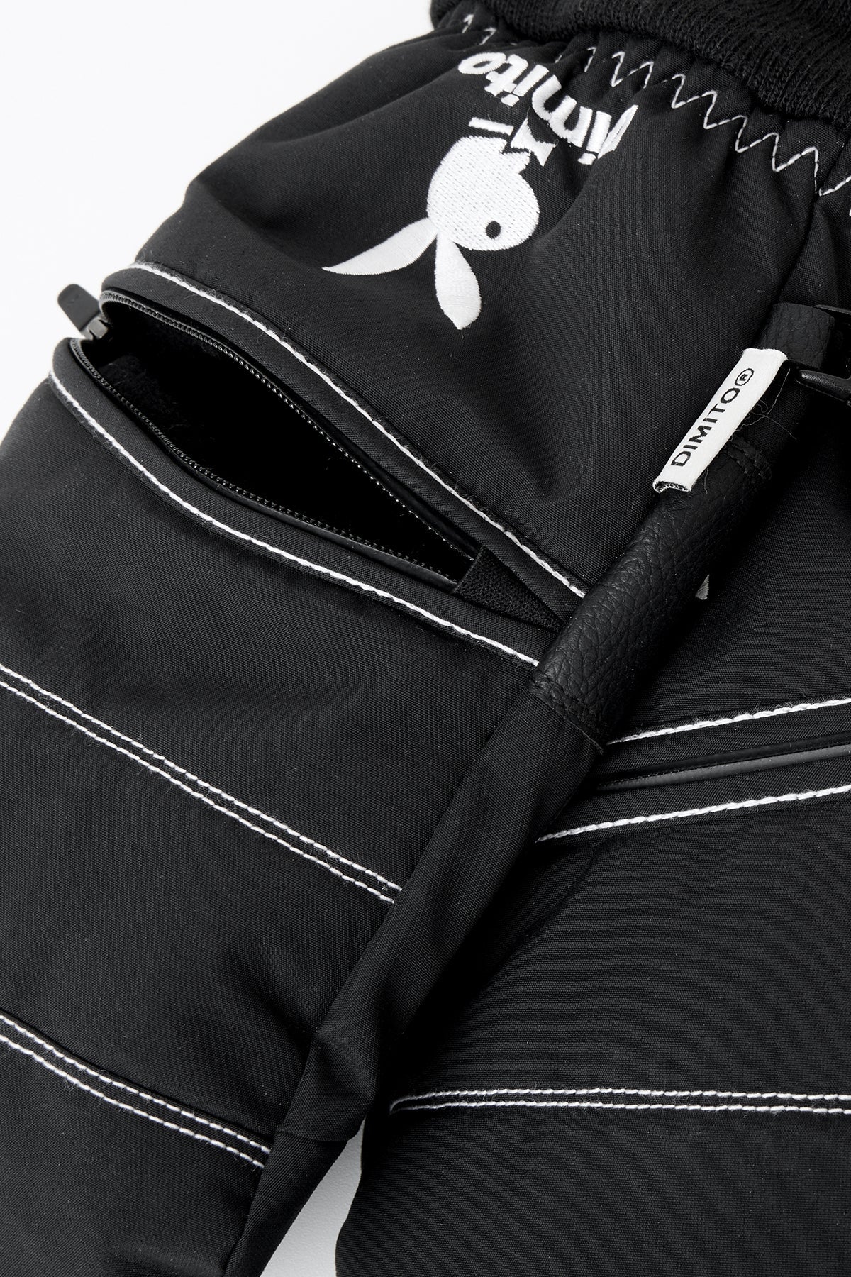 [INVITED] [PLAYBOY x DIMITO] STITCHED EASY ZIP MITTEN DARK RED