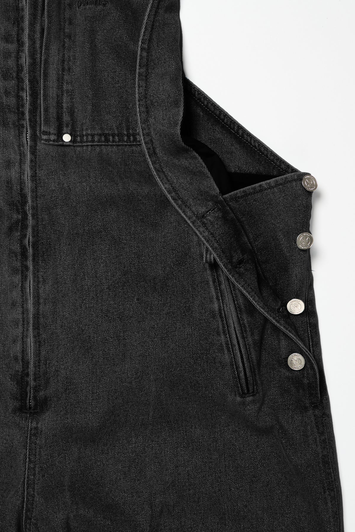 VERT [PLAYBOY x DIMITO] STITCHED TRUCKER BIB DENIM PANTS (WIDE FIT LV.1) WASHED BLACK