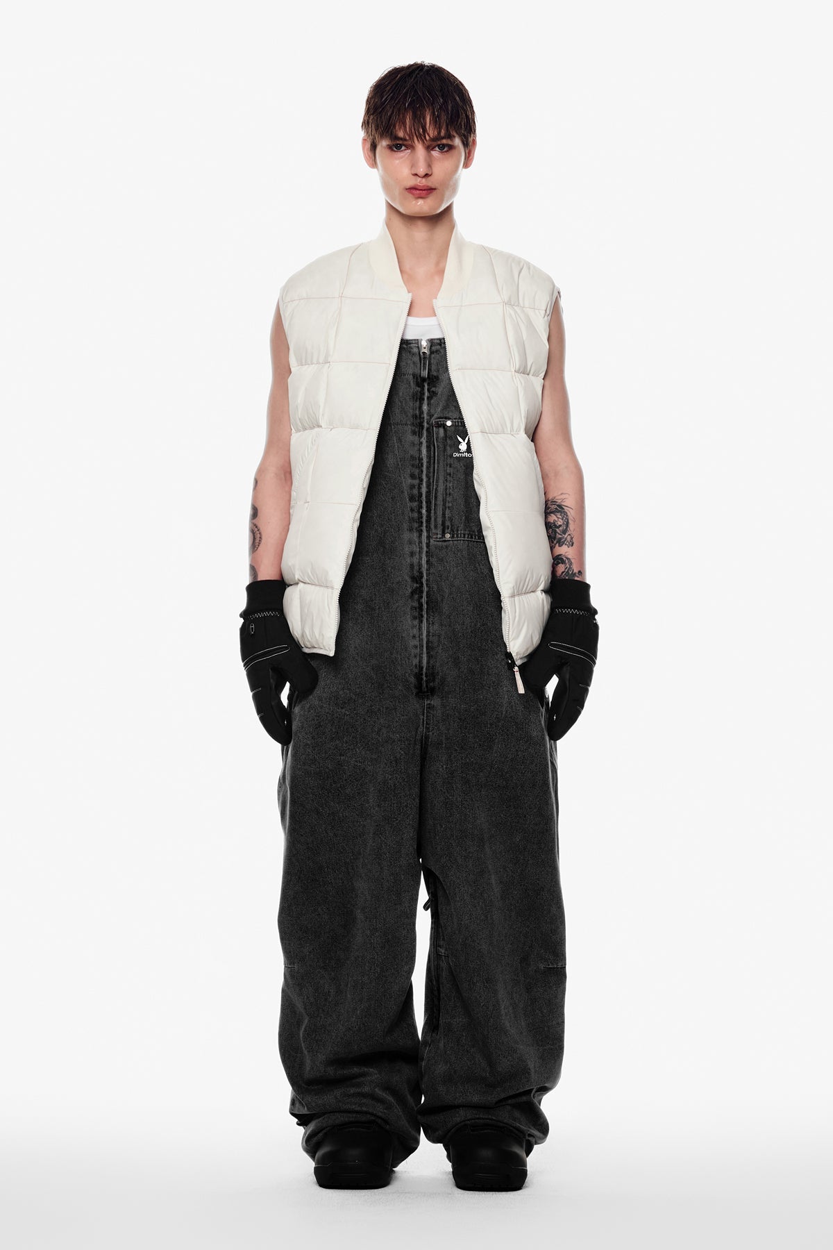 [PROMO] [PLAYBOY x DIMITO] STITCHED TRUCKER BIB DENIM PANTS (WIDE FIT LV.1) WASHED BLACK