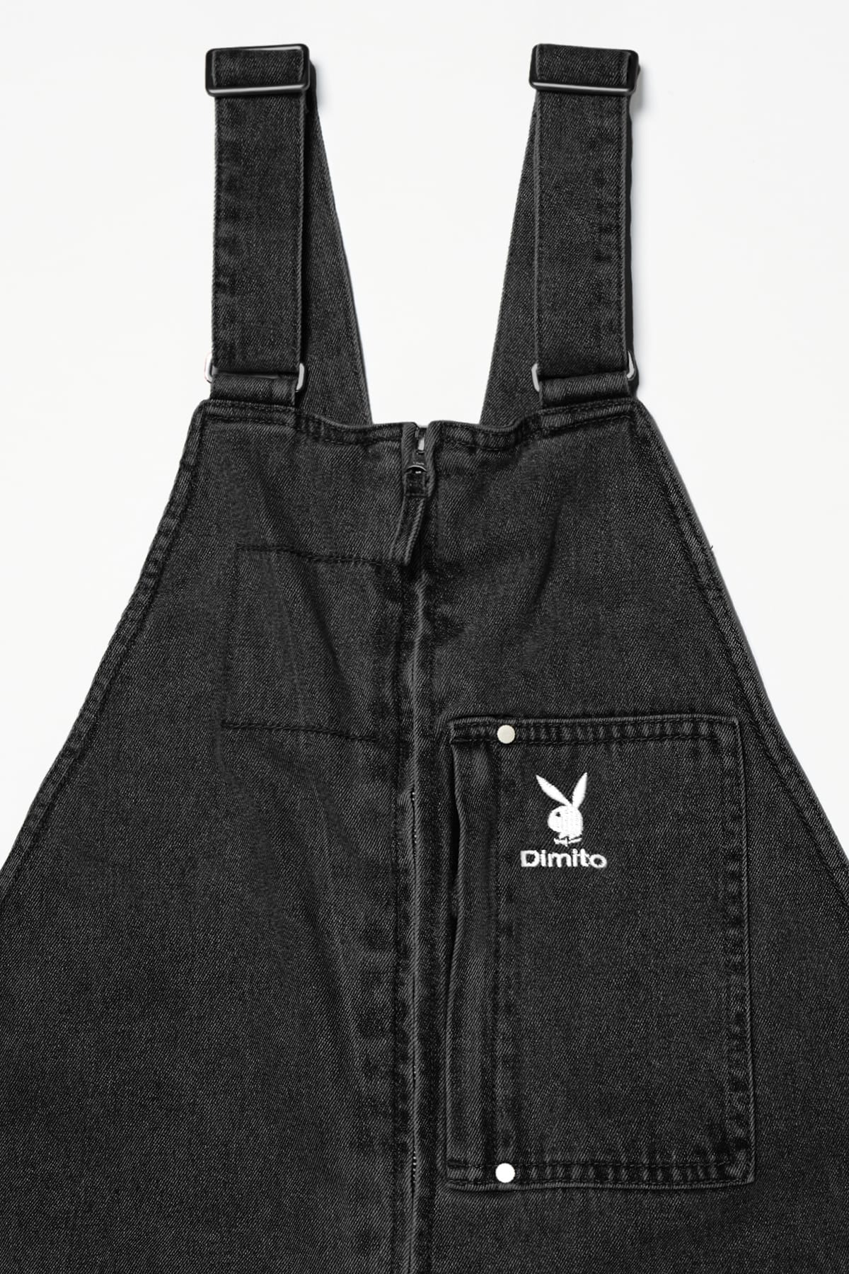 [INVITED] [PLAYBOY x DIMITO] STITCHED TRUCKER BIB DENIM PANTS (WIDE FIT LV.1) WASHED BLUE