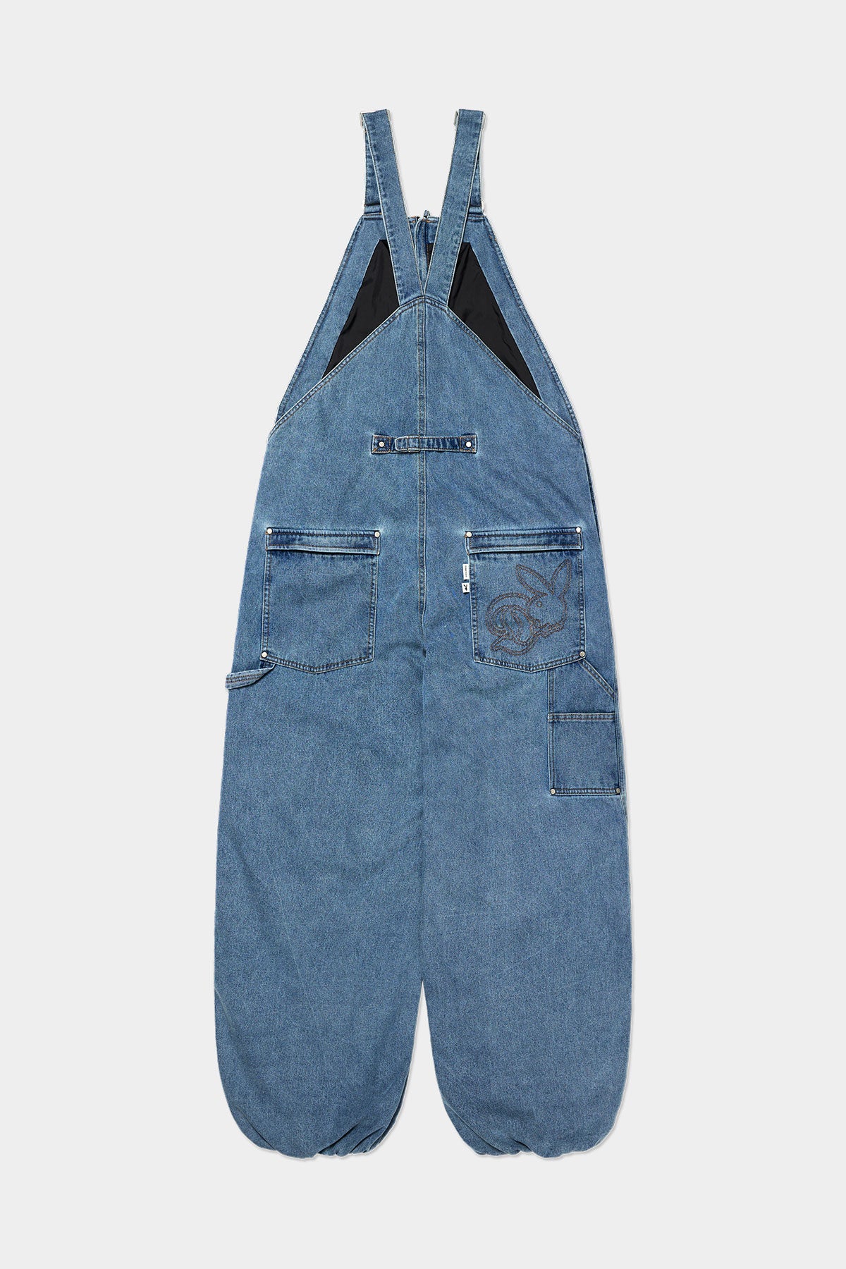 VERT [PLAYBOY x DIMITO] STITCHED TRUCKER BIB DENIM PANTS (WIDE FIT LV.1) WASHED BLUE