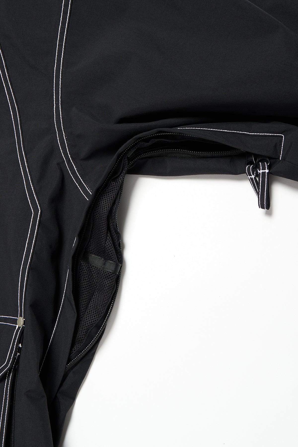 VERT [PLAYBOY x DIMITO] STITCHED TRUCKER JACKET BLACK