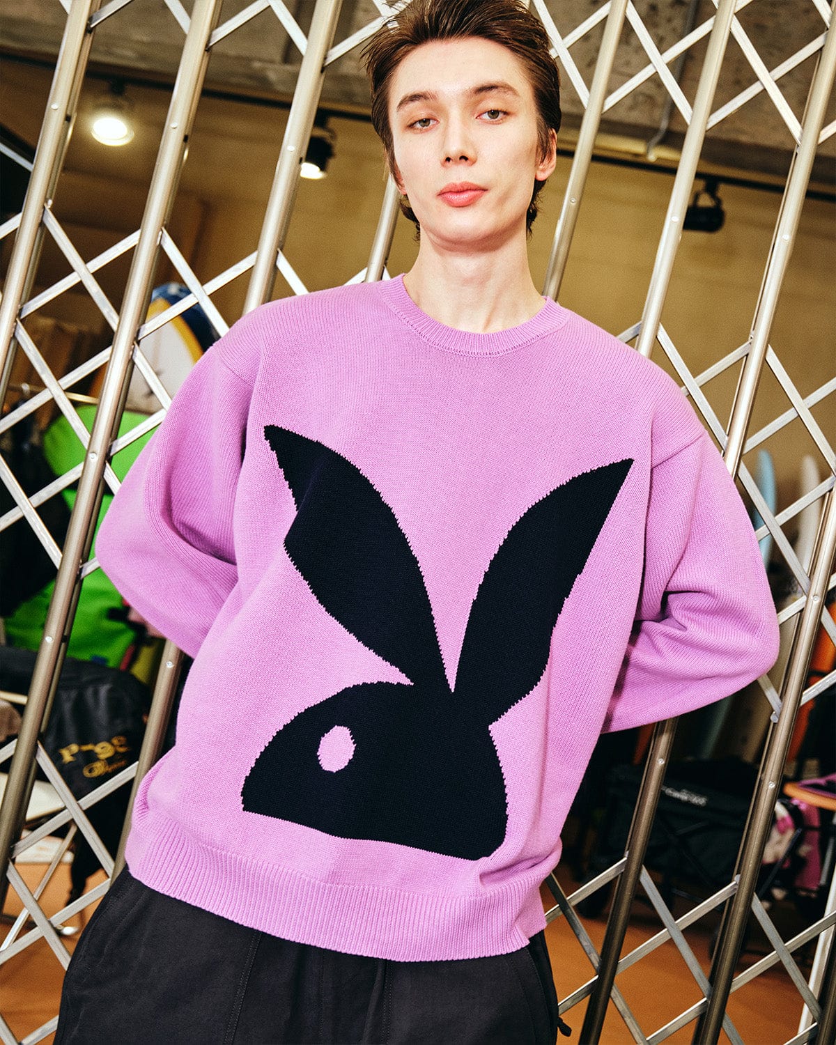 [INVITED] (PLAYBOY X DIMITO) SWEATER TAFFY