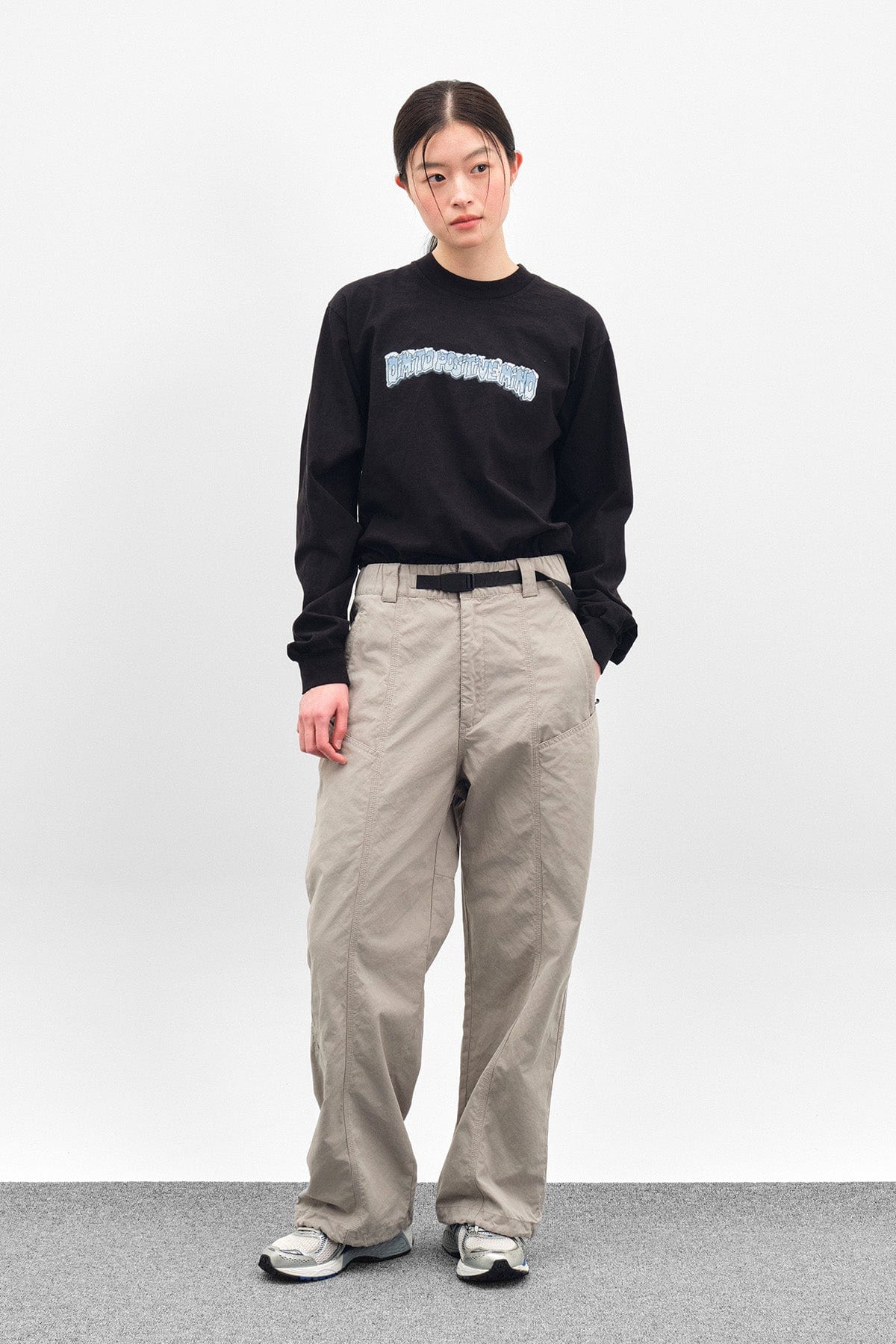 [INVITED] SNOW LSV GD 6.5OZ TEE BLACK