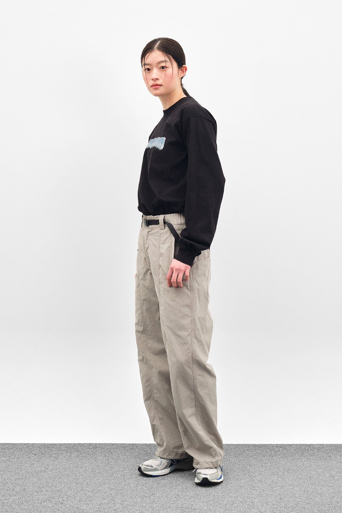 [INVITED] SNOW LSV GD 6.5OZ TEE BLACK