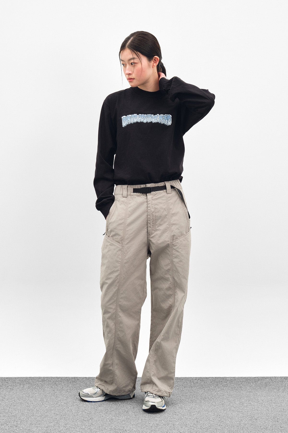 [INVITED] SNOW LSV GD 6.5OZ TEE BLACK