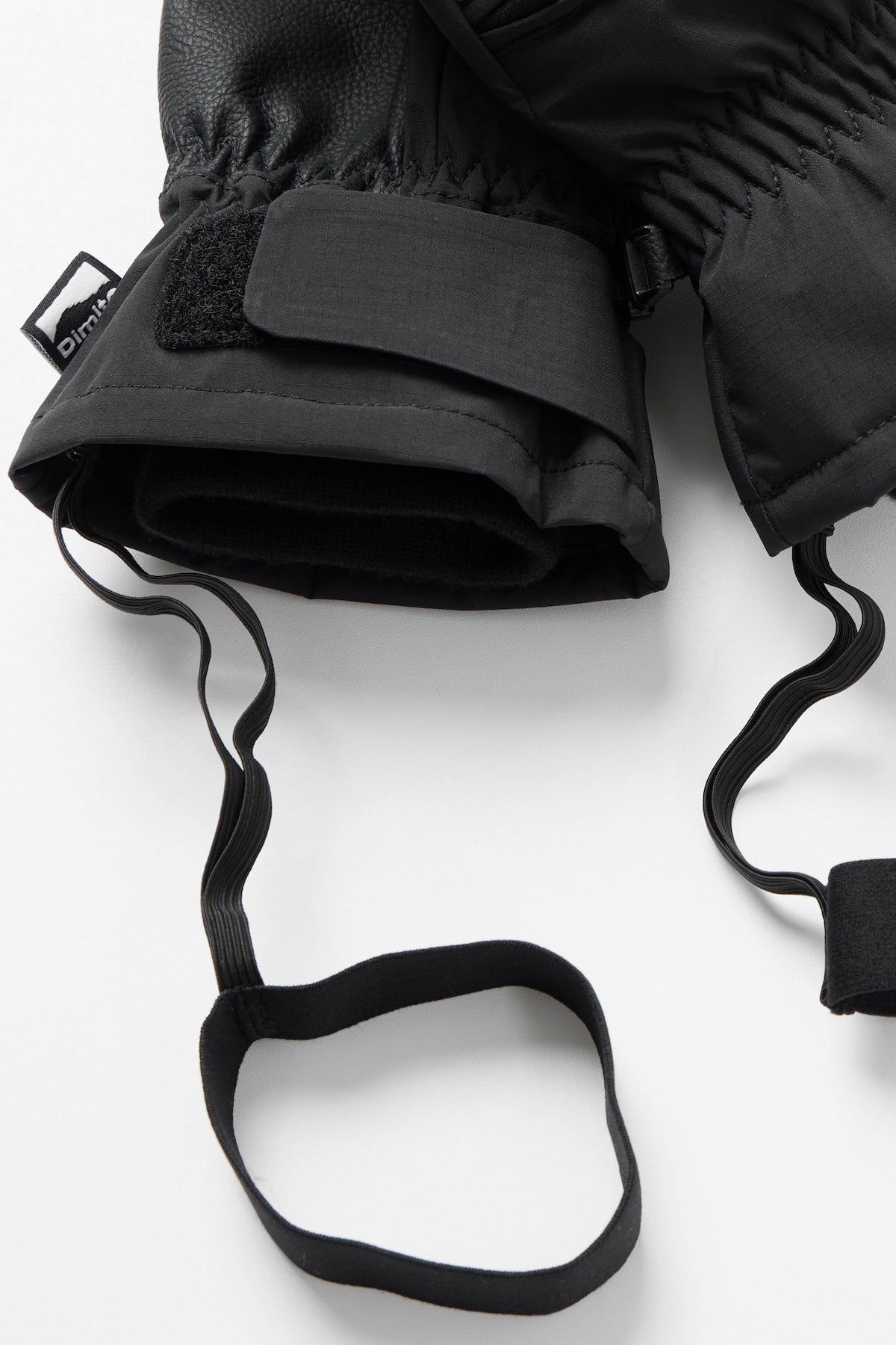 [INVITED] TEAM KOREA REPLICA 25 EASY OPEN MITTEN BLACK
