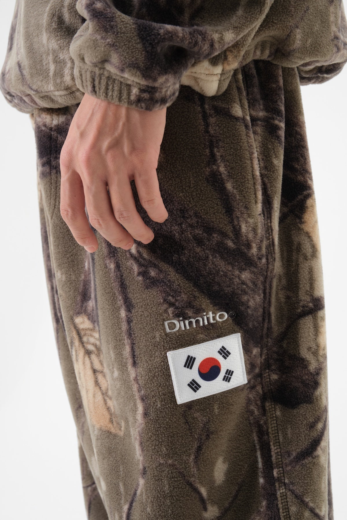 [INVITED] TEAM KOREA REPLICA 25 FLEECE PANTS REAL TREE