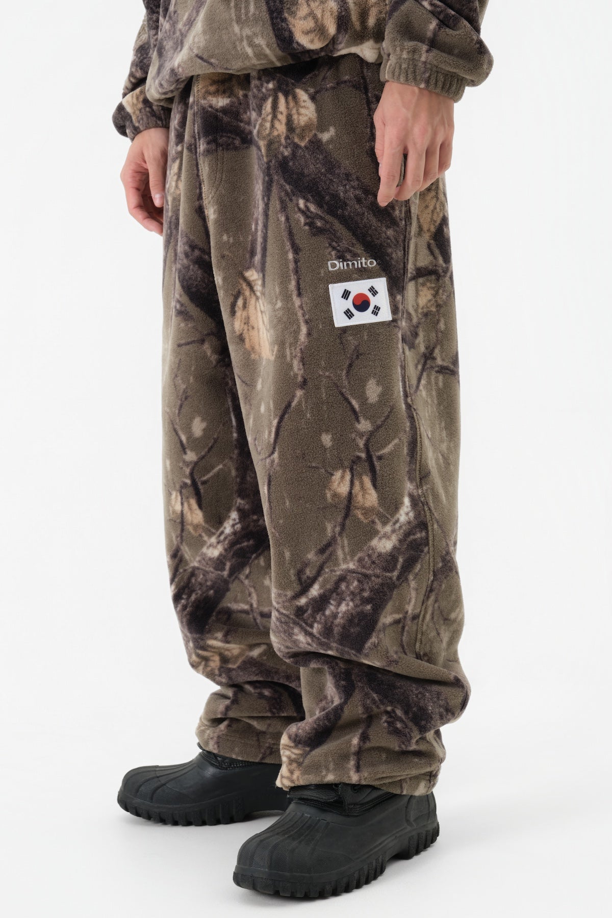 [INVITED] TEAM KOREA REPLICA 25 FLEECE PANTS REAL TREE