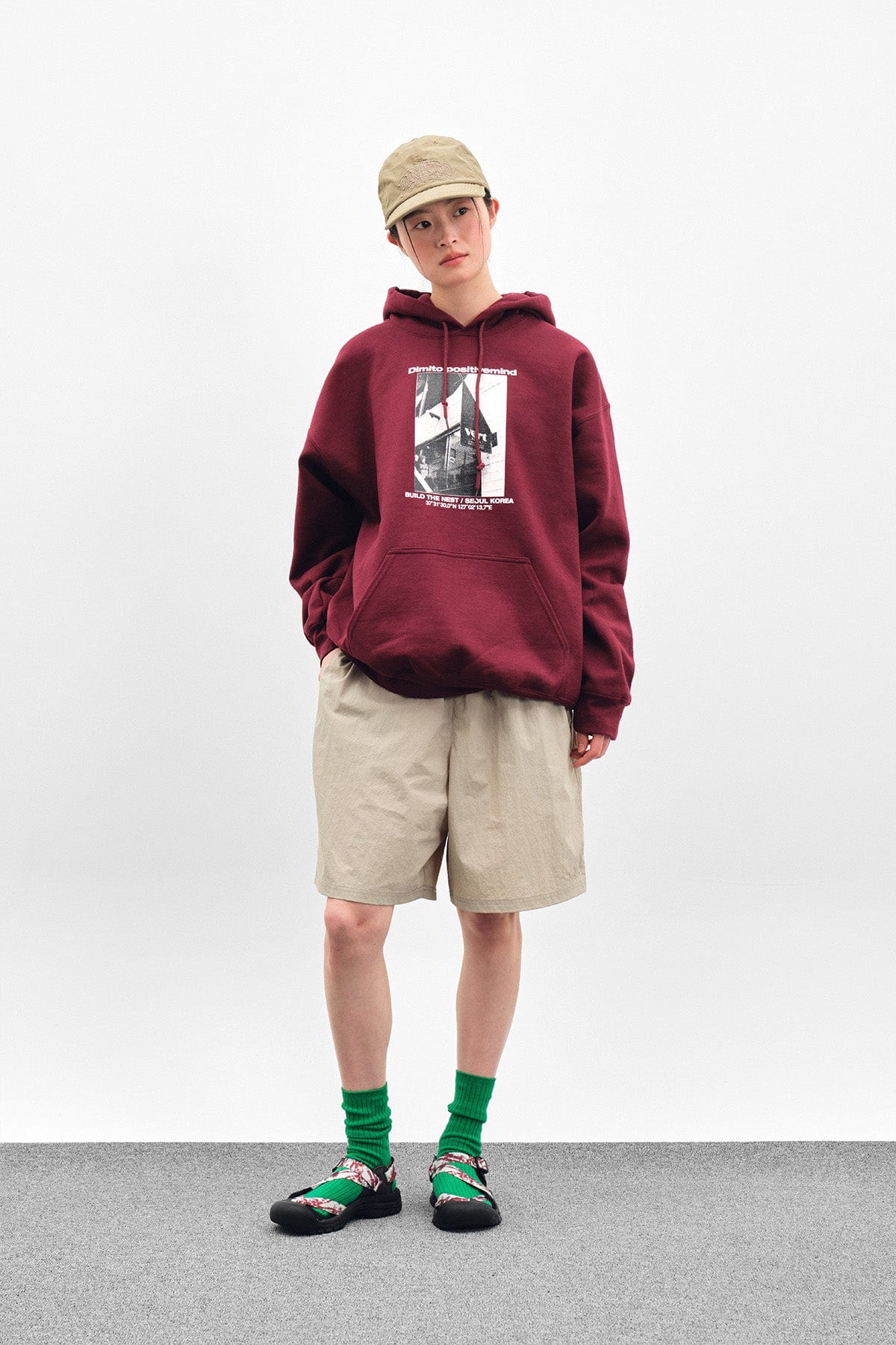 [INVITED] VERT SEOUL HOODIE BURGUNDY