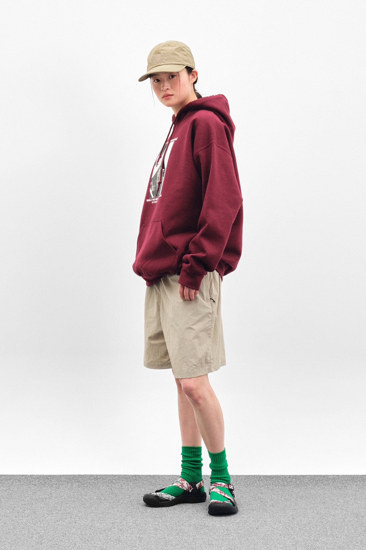 [INVITED] VERT SEOUL HOODIE BURGUNDY