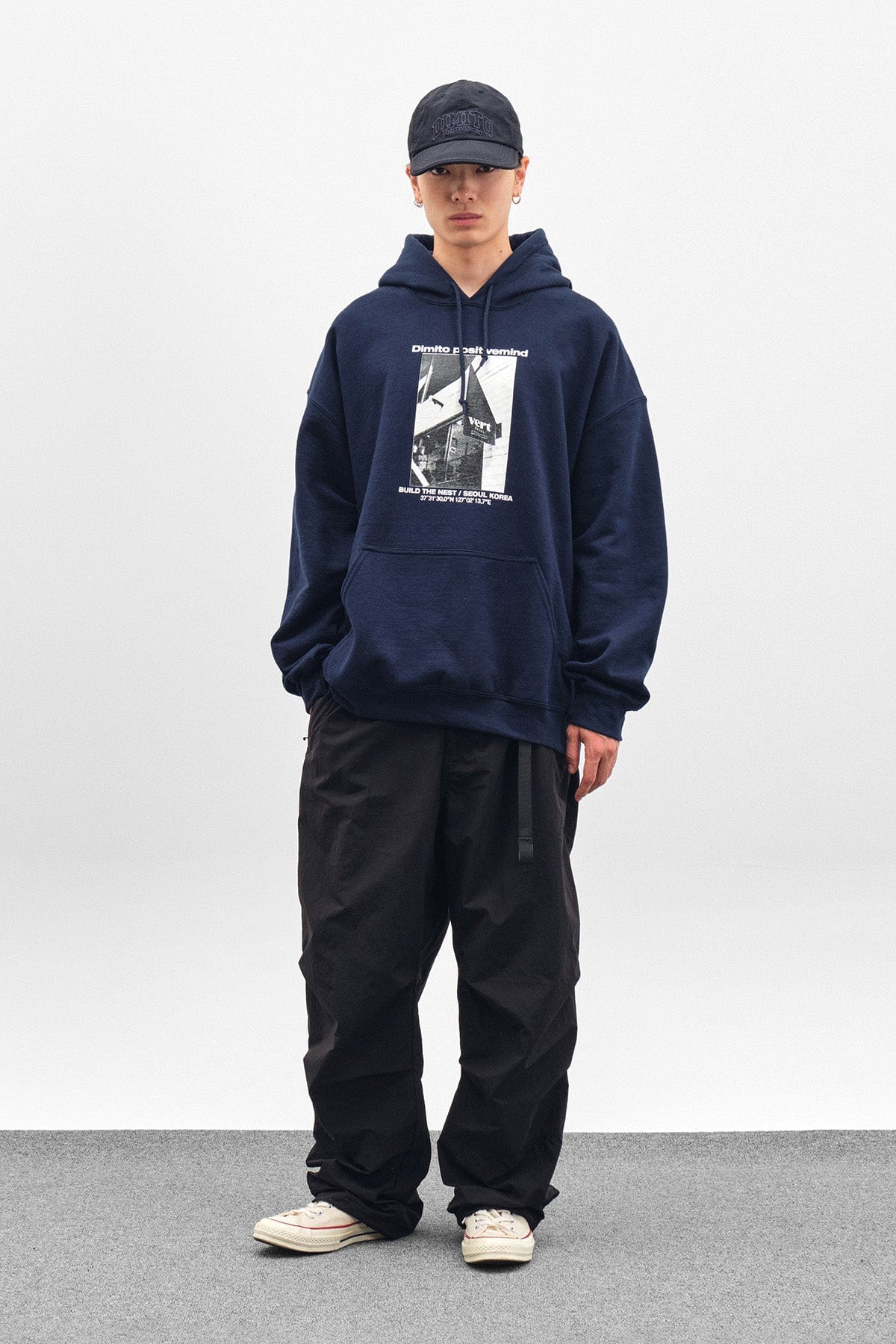 [INVITED] VERT SEOUL HOODIE NAVY