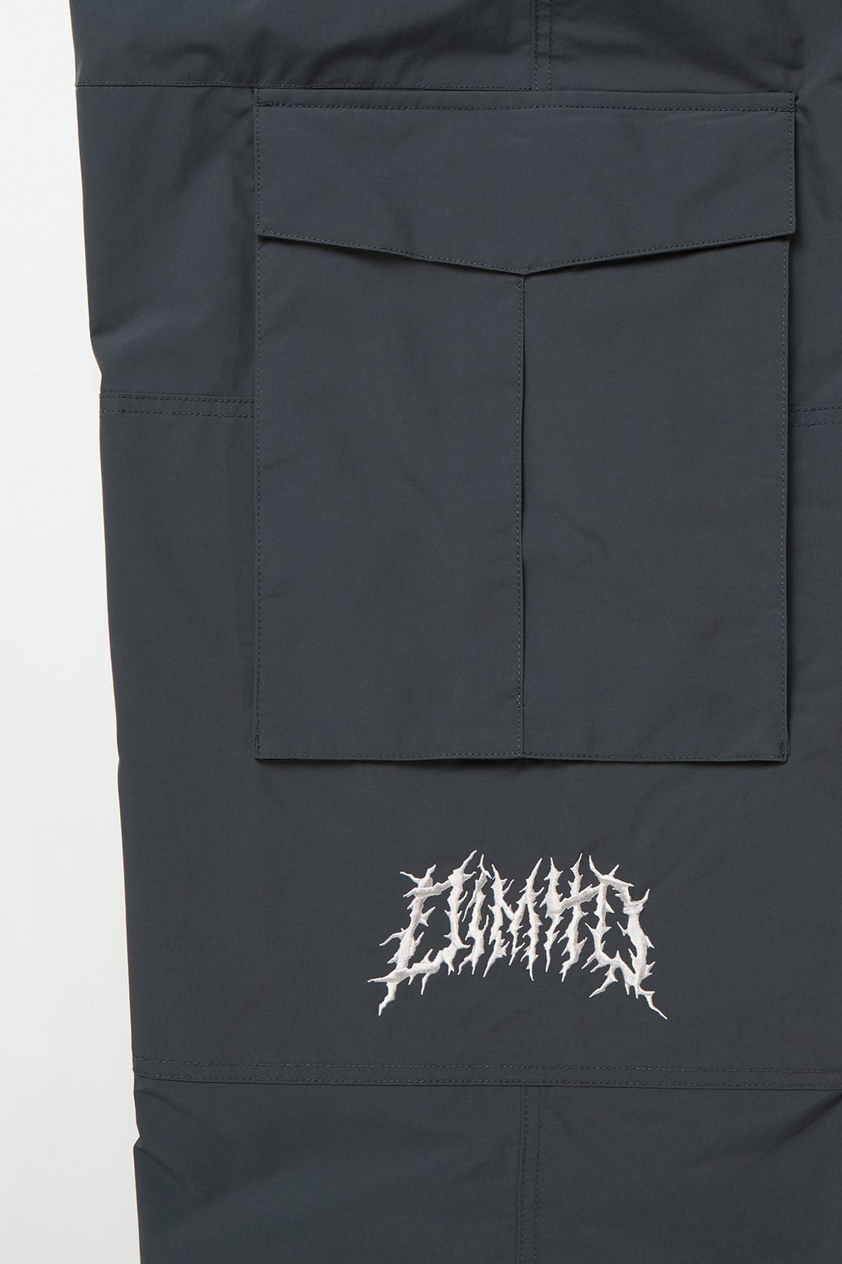 [INVITED] VOLT CARGO BIG PANTS (WIDE FIT LV.1) DARK SHADOW