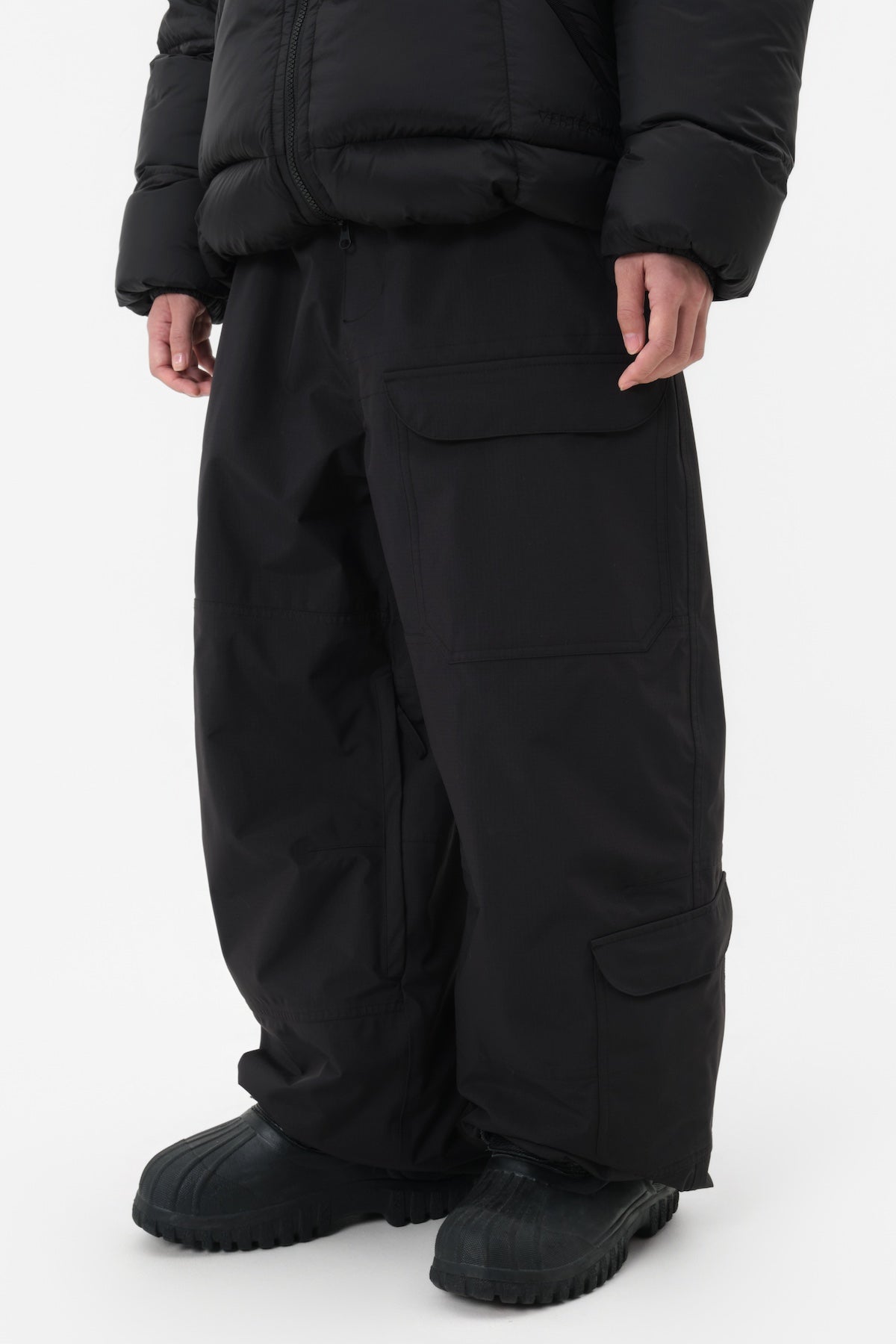 VERT VTX BANDED CARGO PANTS (WIDE FIT LV.1) BLACK